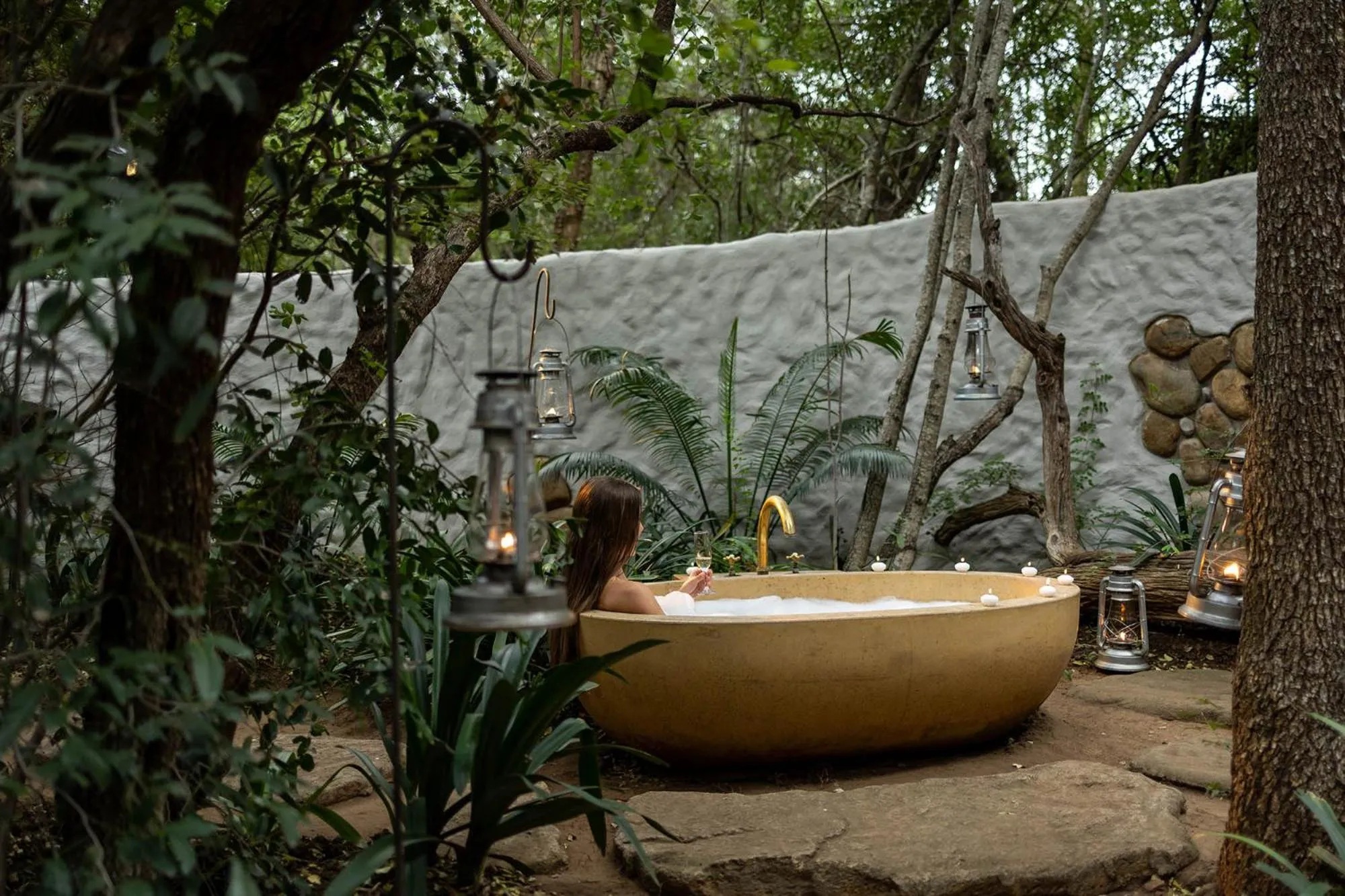 Bathroom in Karongwe - Kuname Safari Lodge