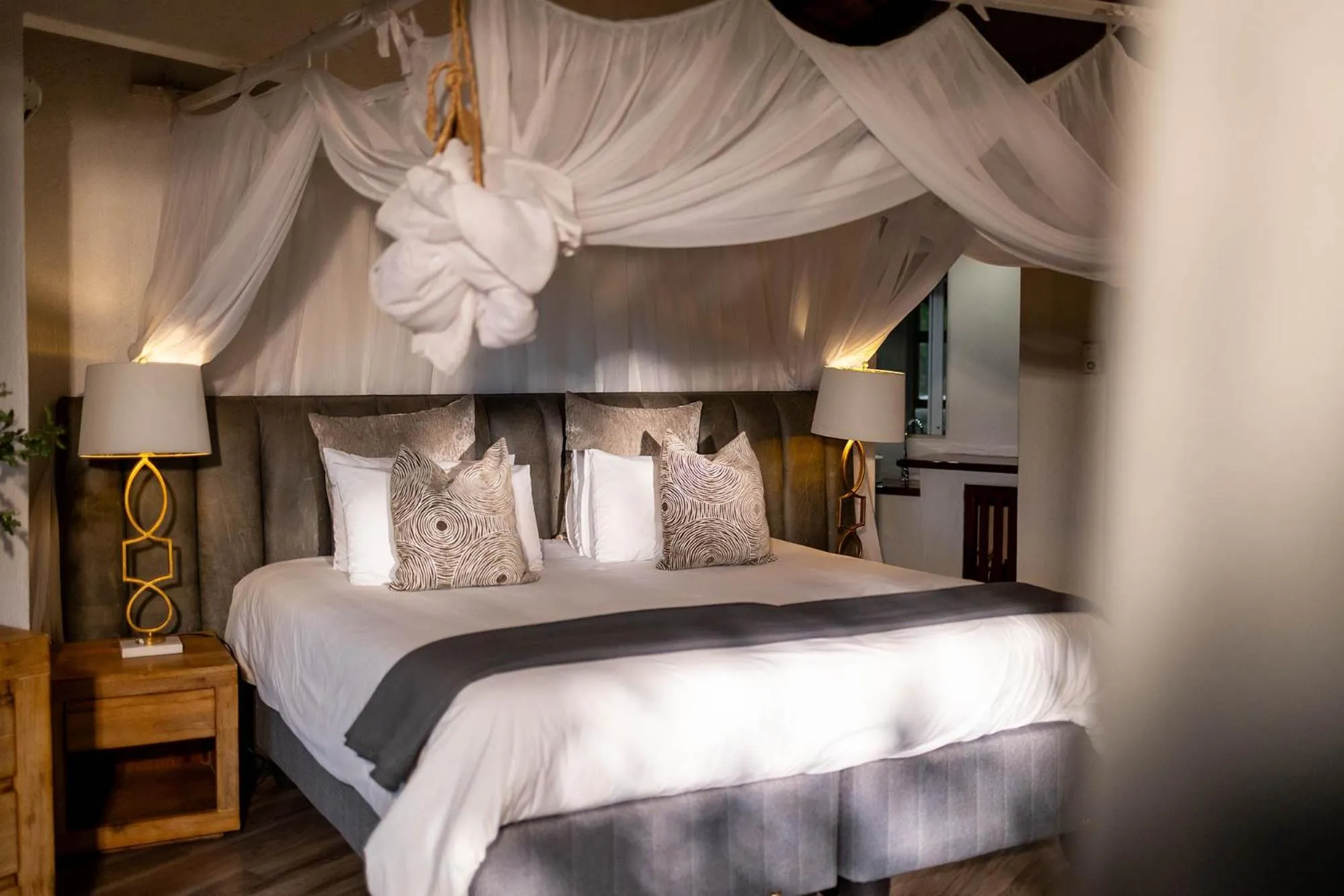 Bed in Karongwe - Kuname Safari Lodge