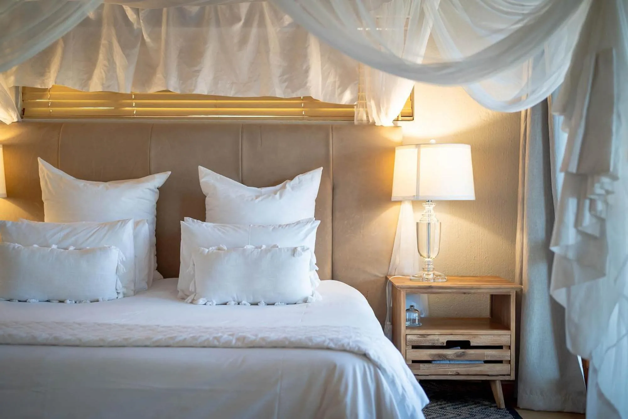 Bed in Karongwe - Kuname Safari Lodge