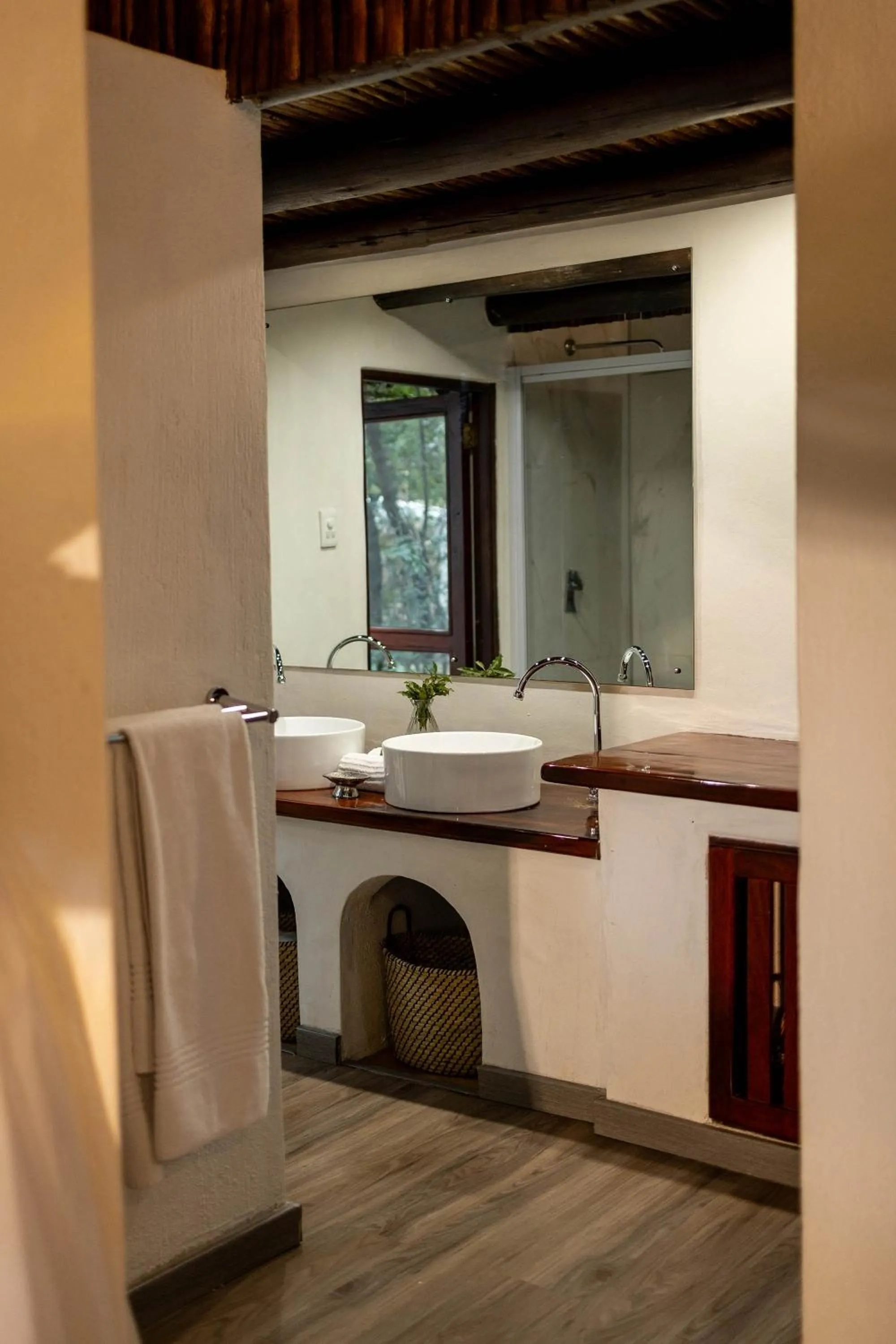 Bathroom in Karongwe - Kuname Safari Lodge