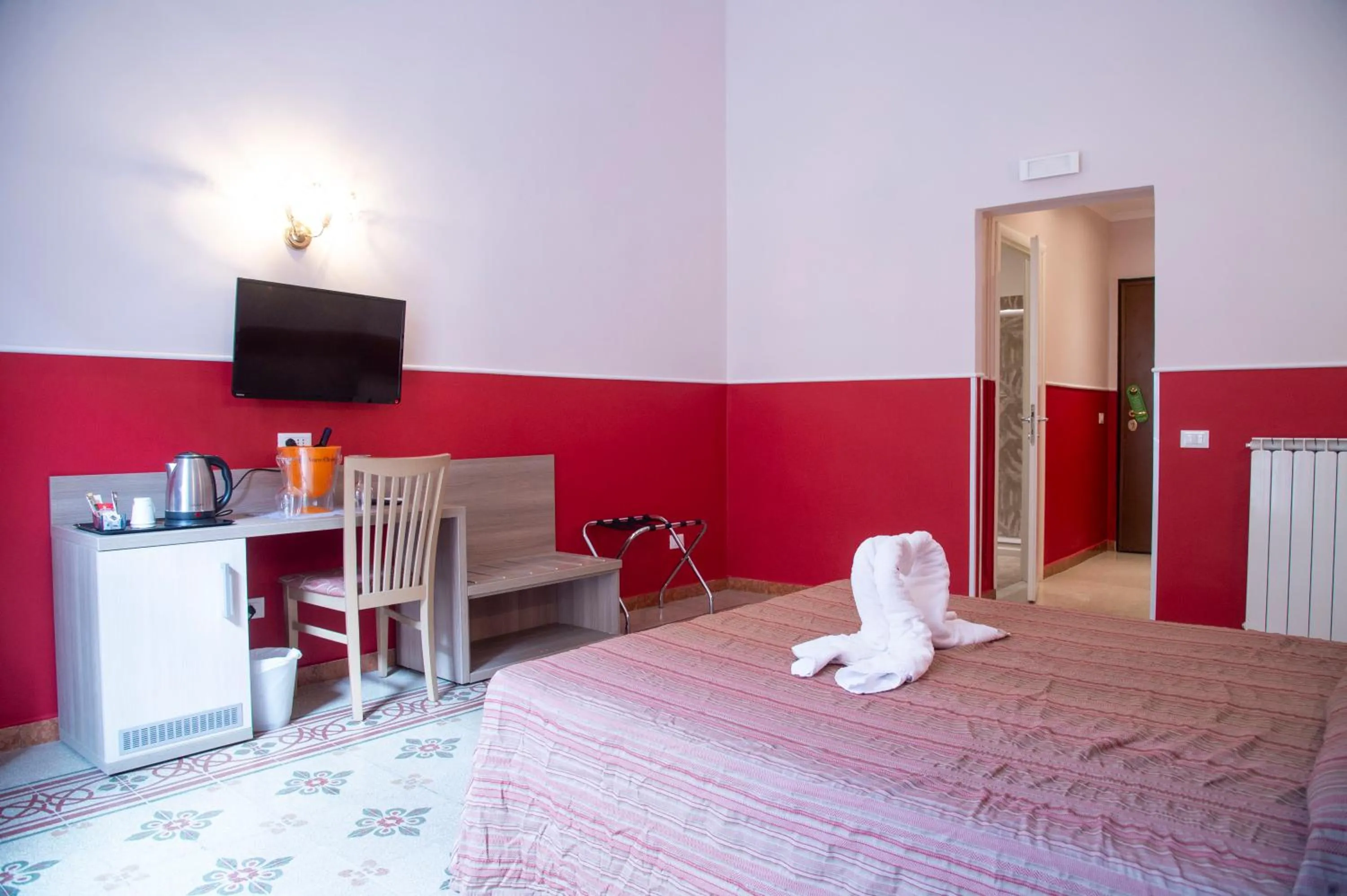 Bedroom, Bed in Domus Napoleone