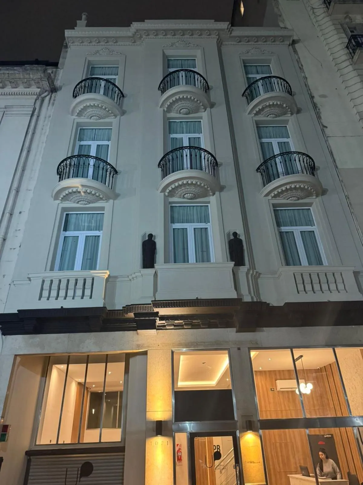 Property building in Up Central Córdoba