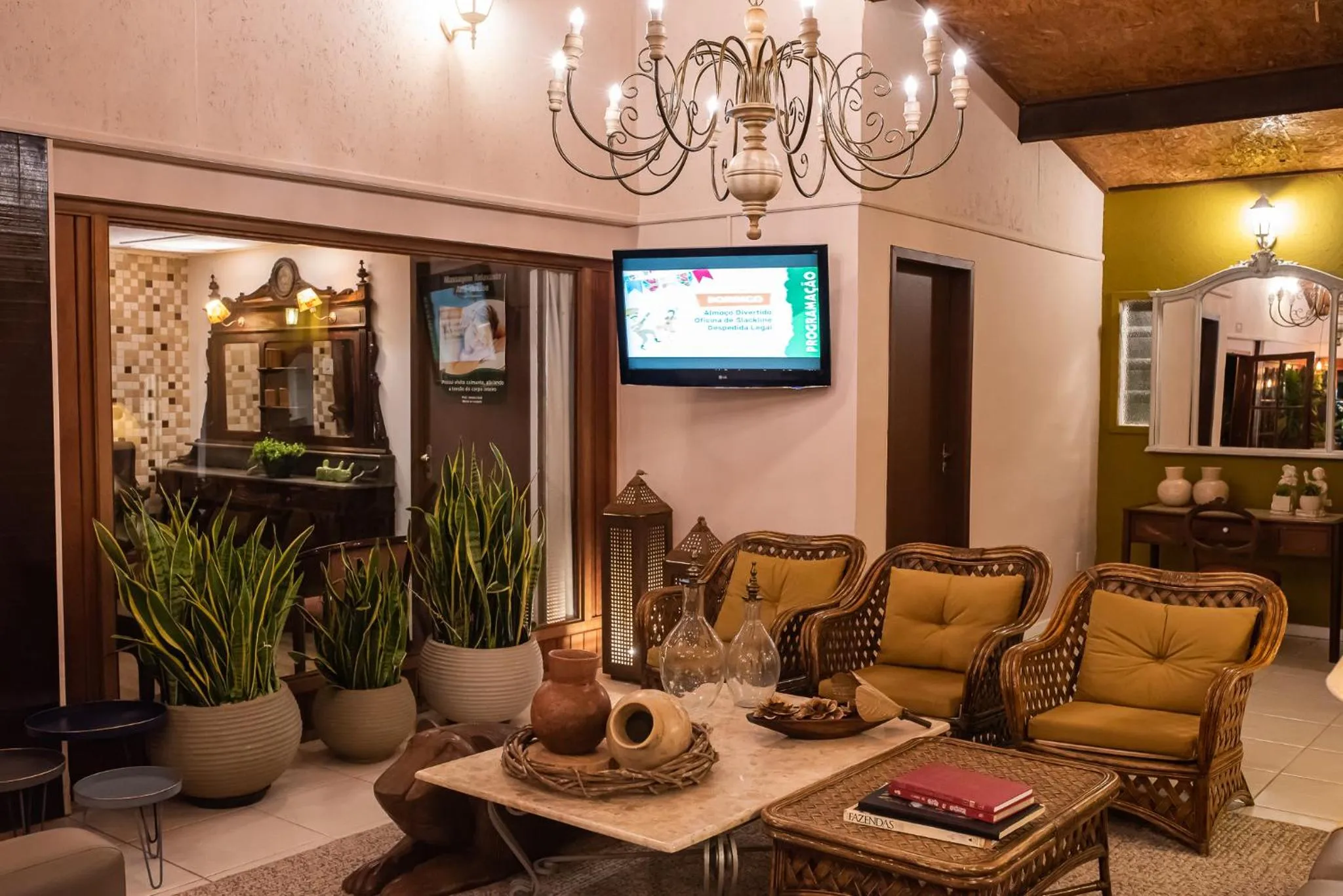 Communal lounge/ TV room in Hotel Fazenda Vilarejo All Inclusive