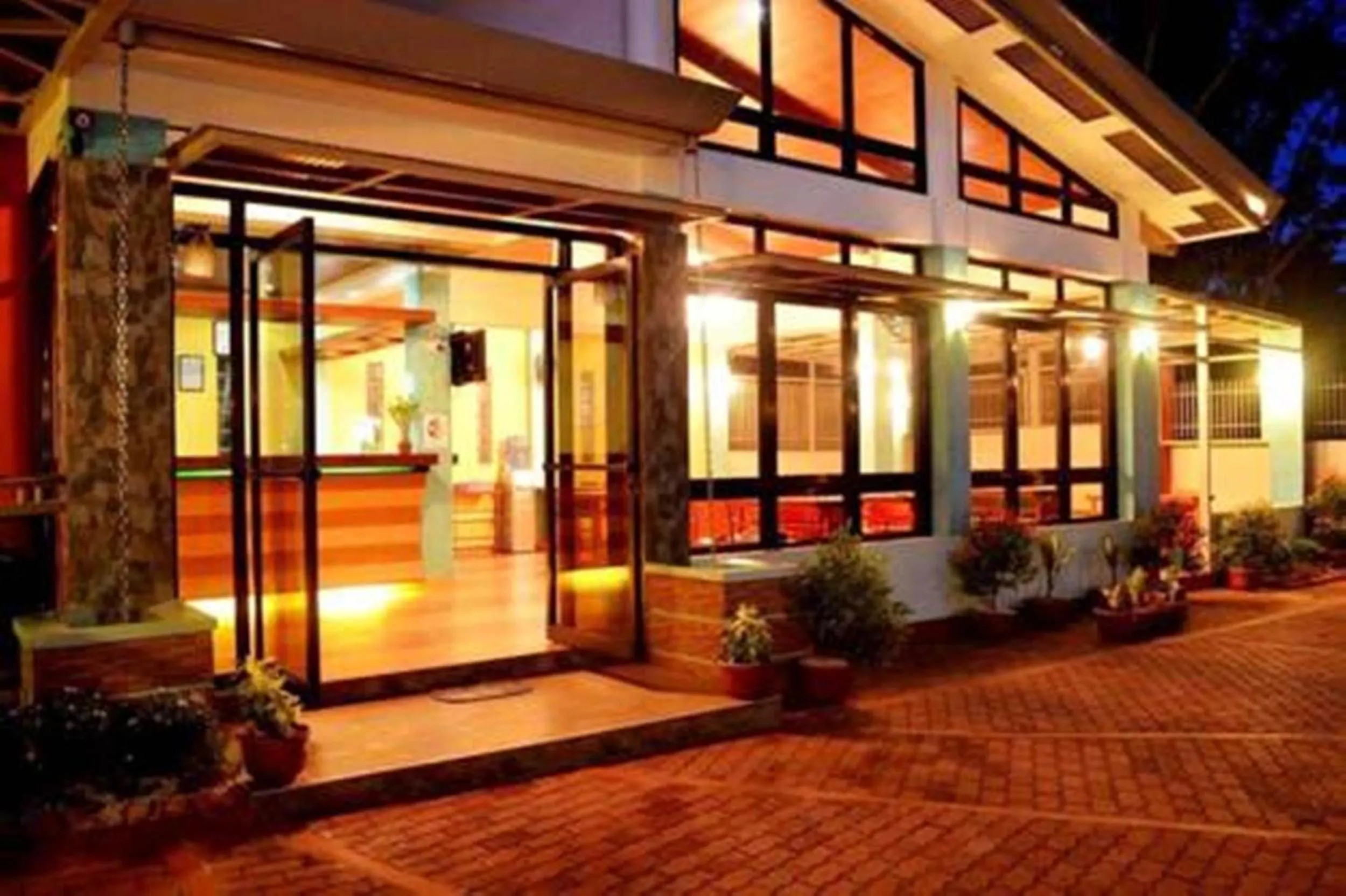 Facade/entrance in Julieta's Pension House