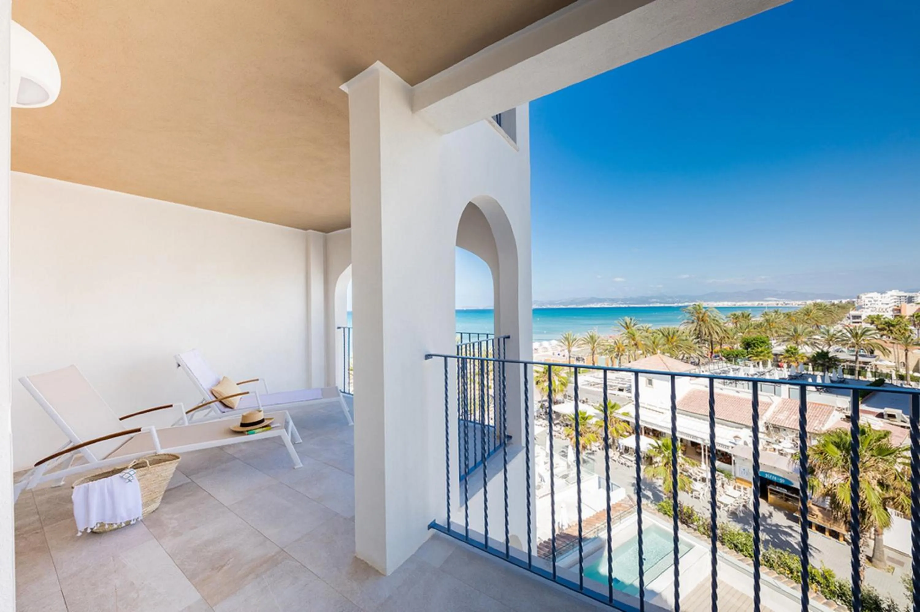 Balcony/Terrace in Myseahouse Flamingo - Adults Only 4* Sup