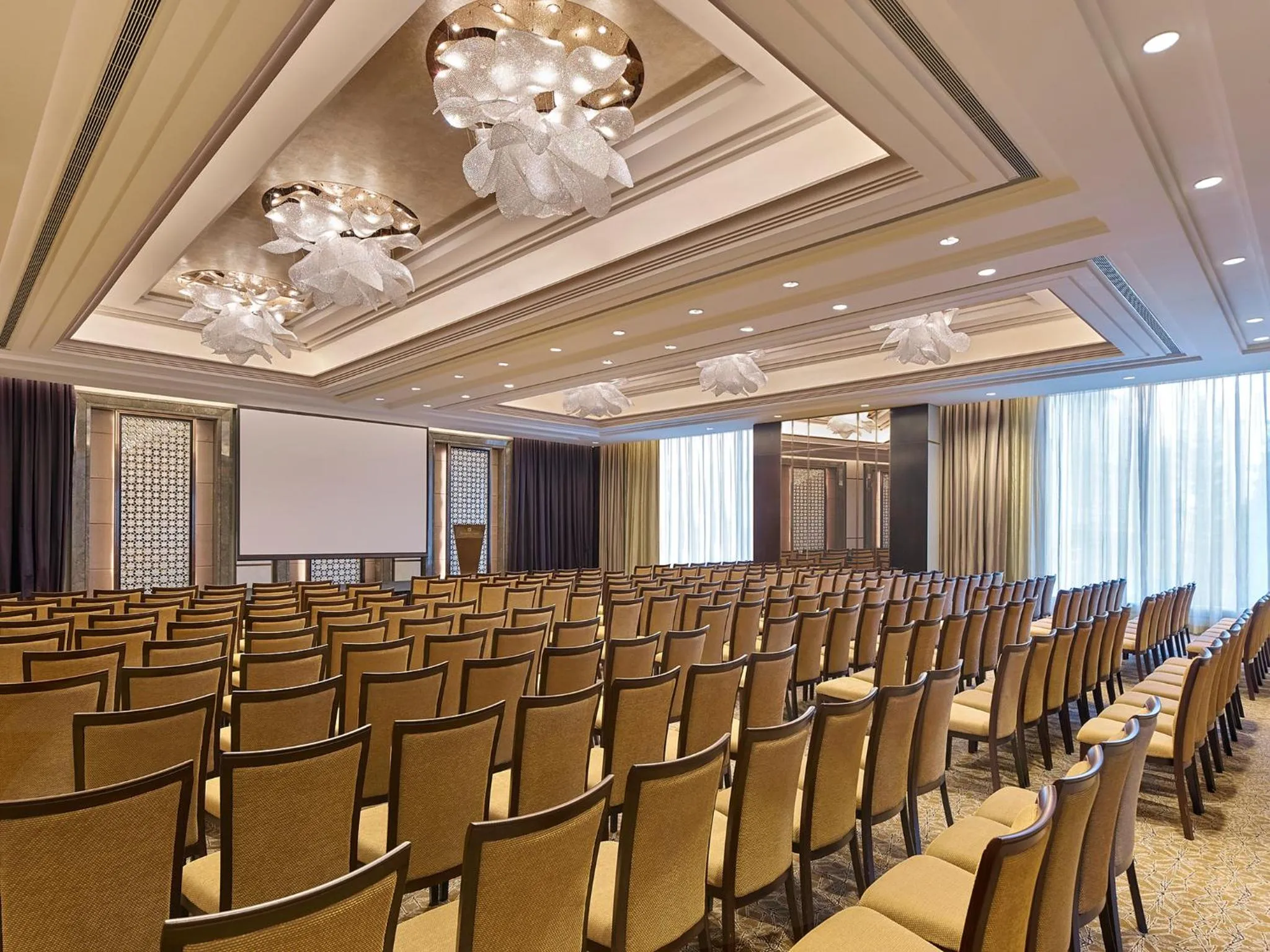 Business facilities in Shangri-La Bengaluru