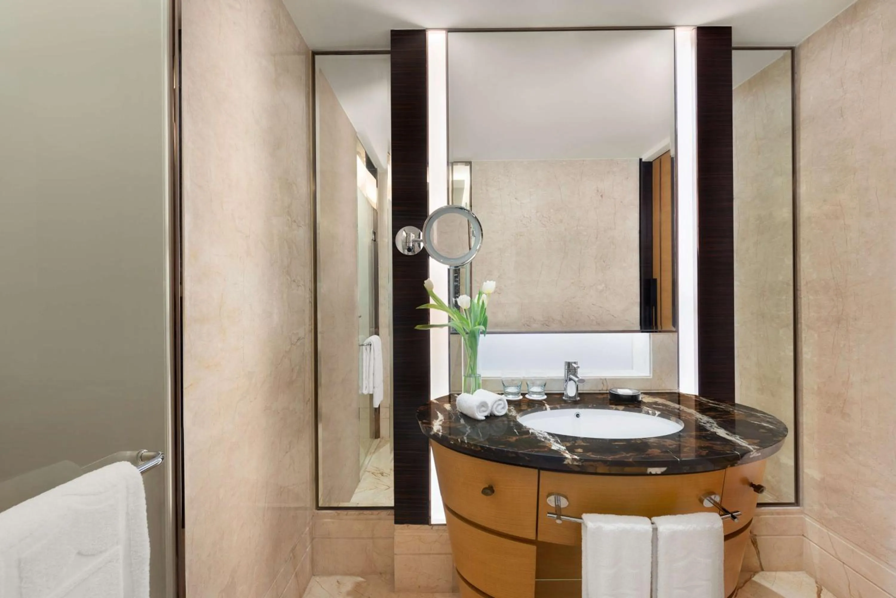 Bathroom in Shangri-La Bengaluru
