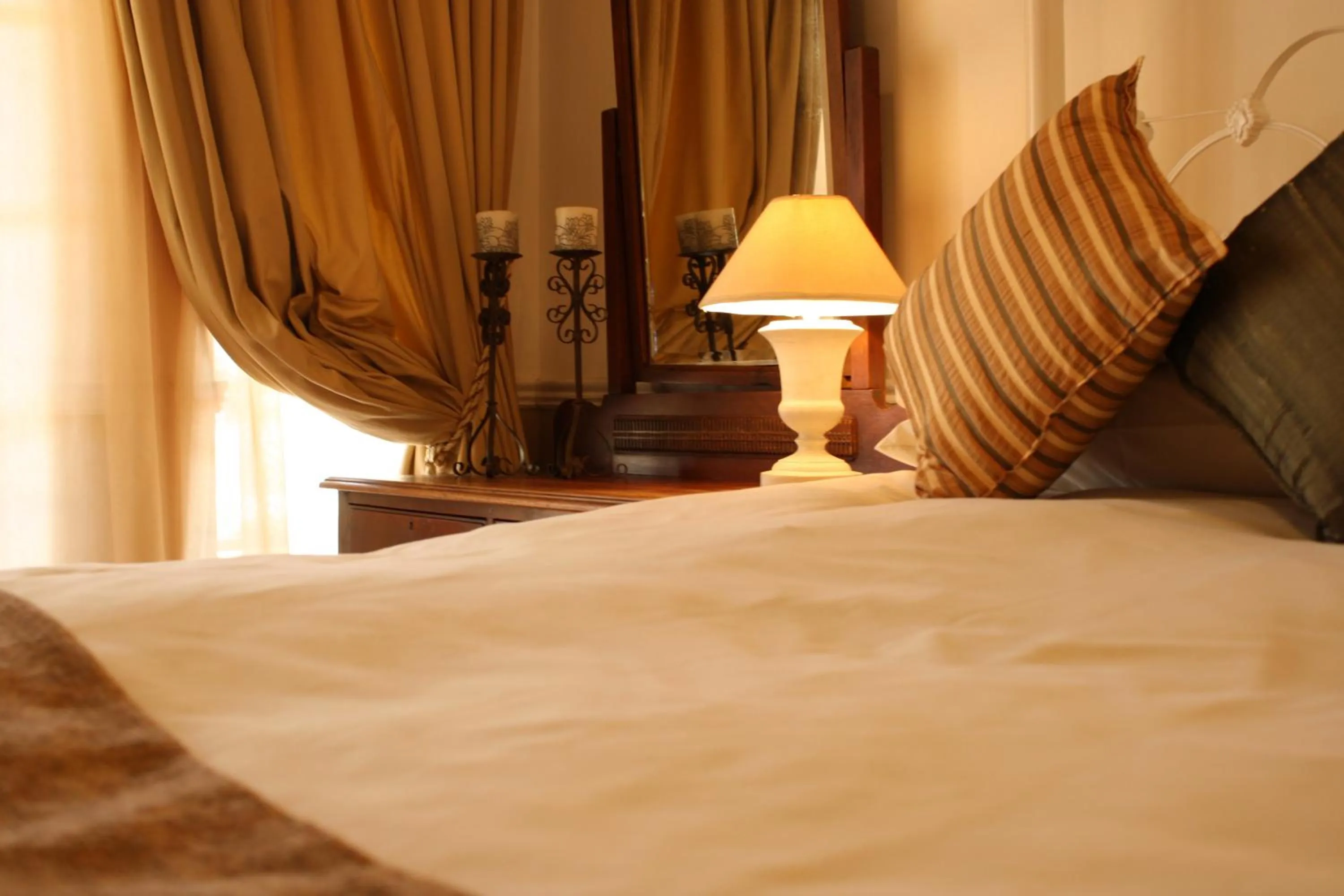 Bed in Lemon & Lime Guesthouse