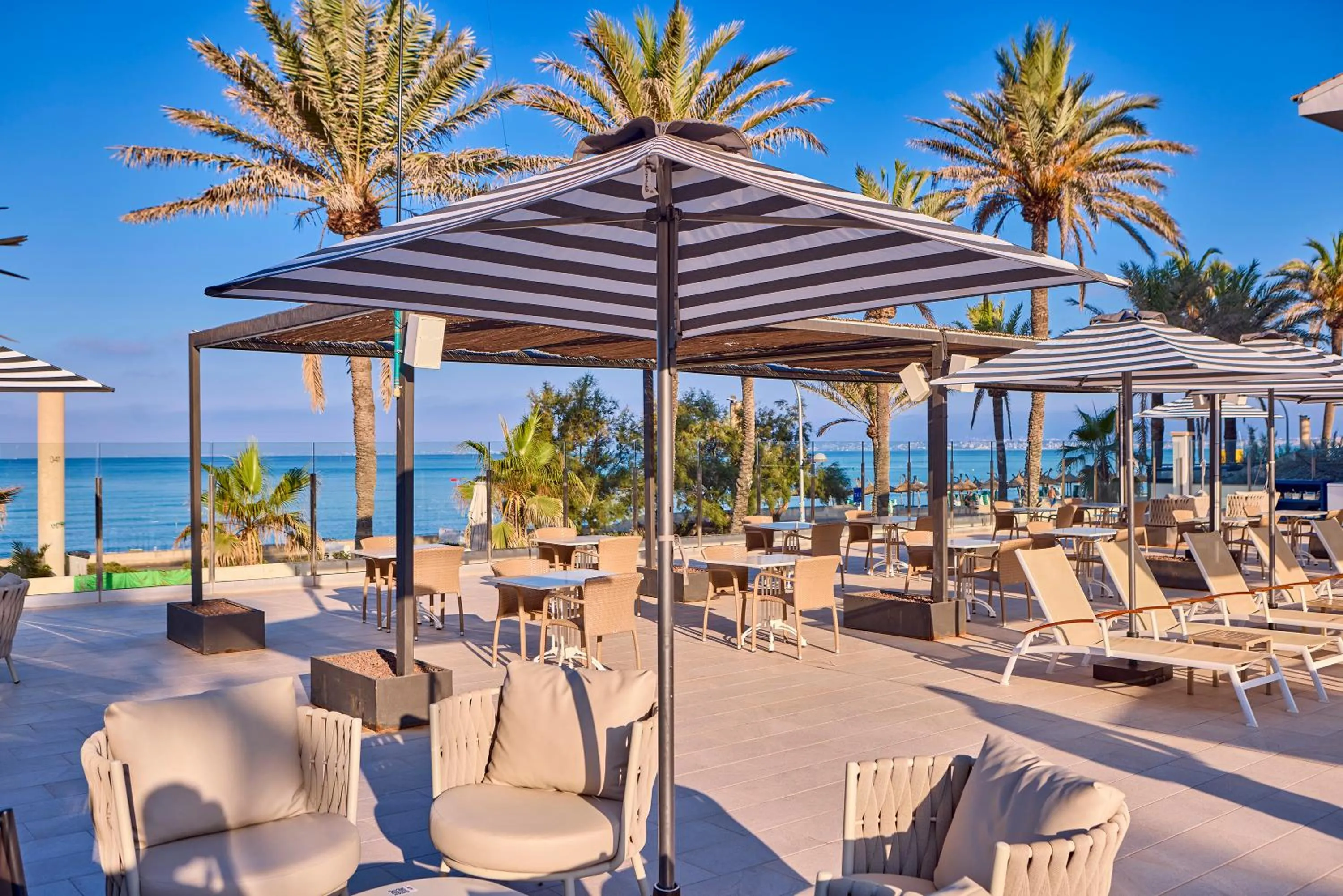 Balcony/Terrace in Universal Hotel Neptuno - Adults Only