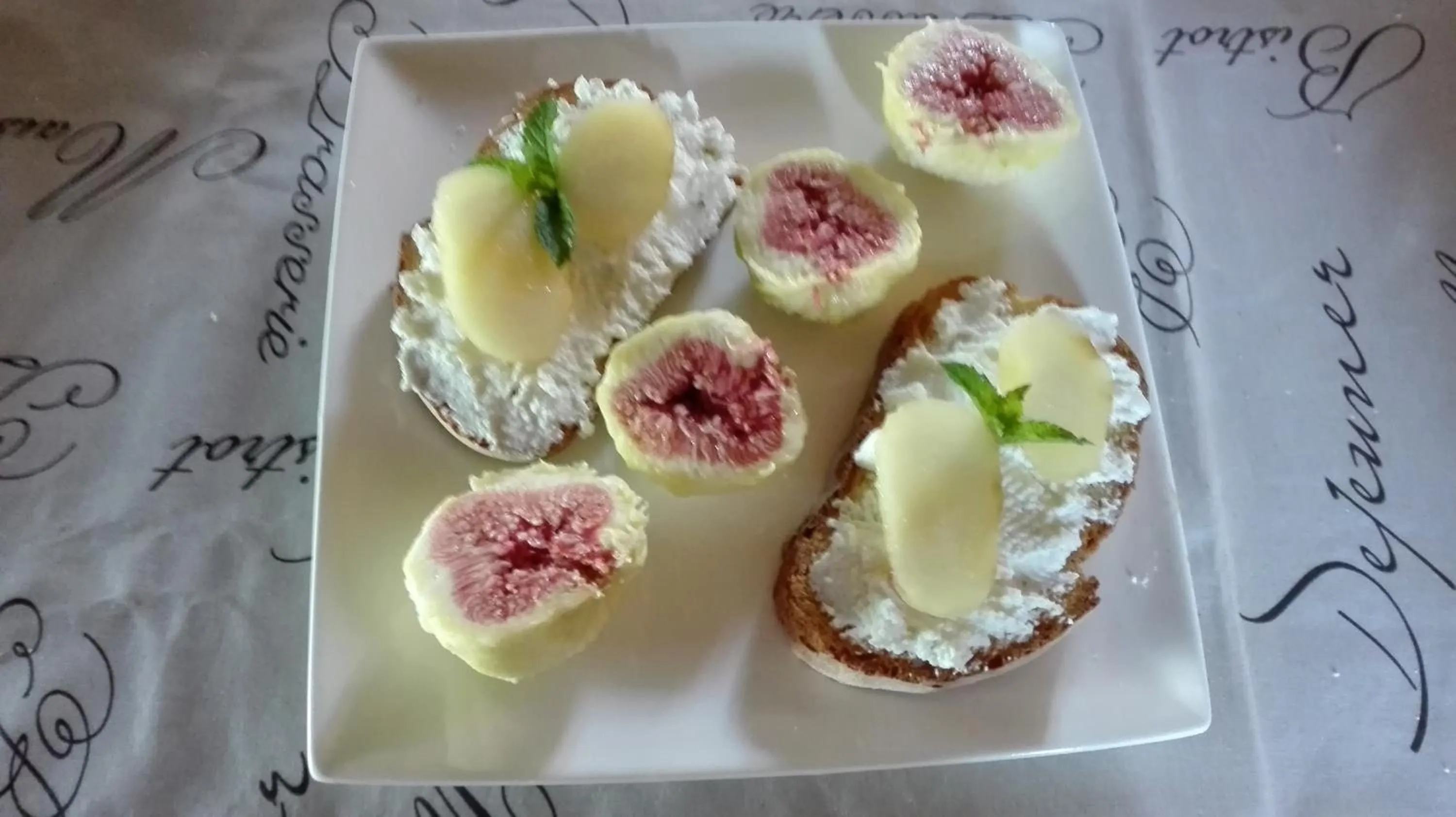 Italian breakfast in B&B Antegiano