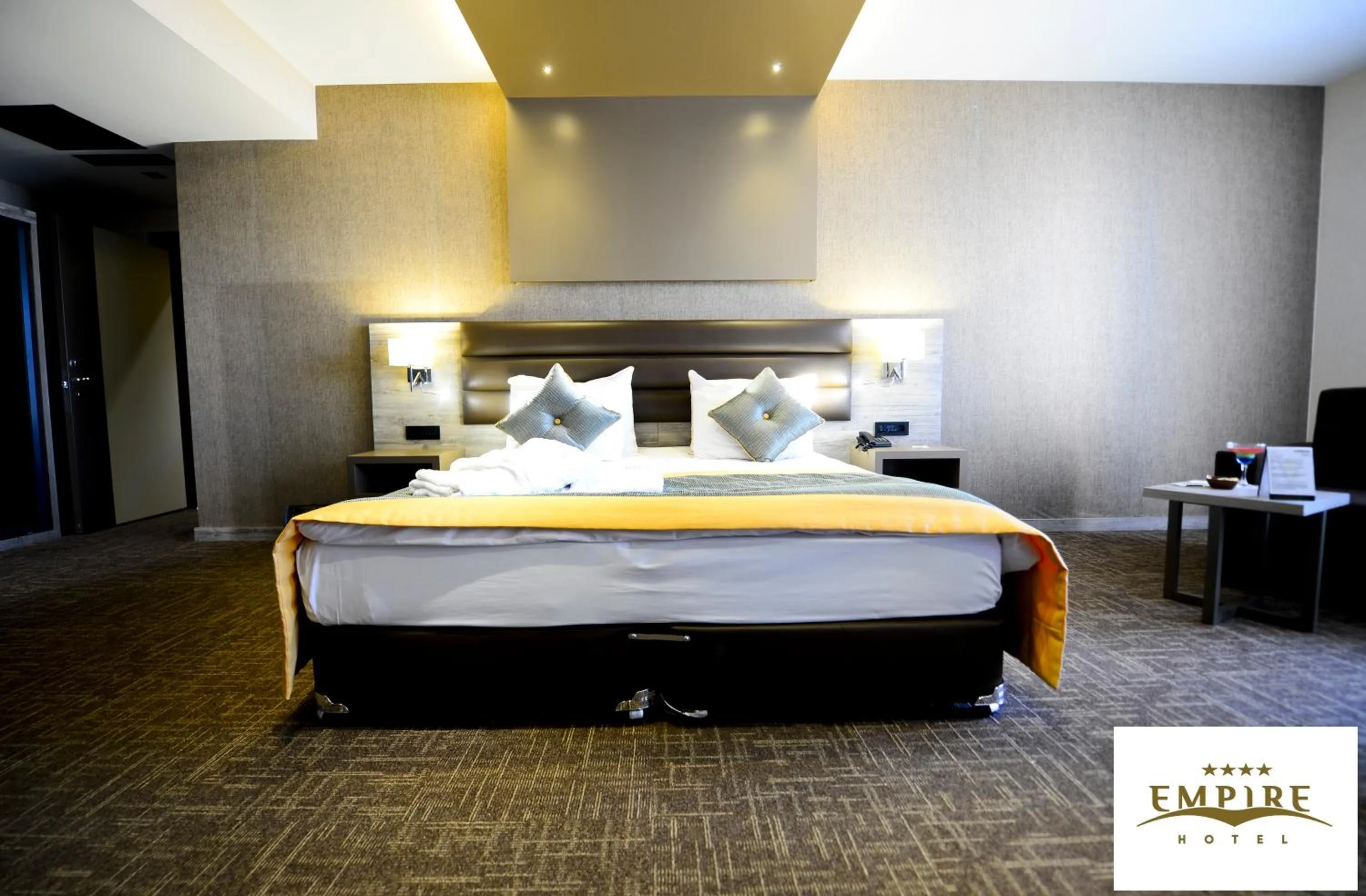 Bedroom, Bed in Empire Hotel İstanbul