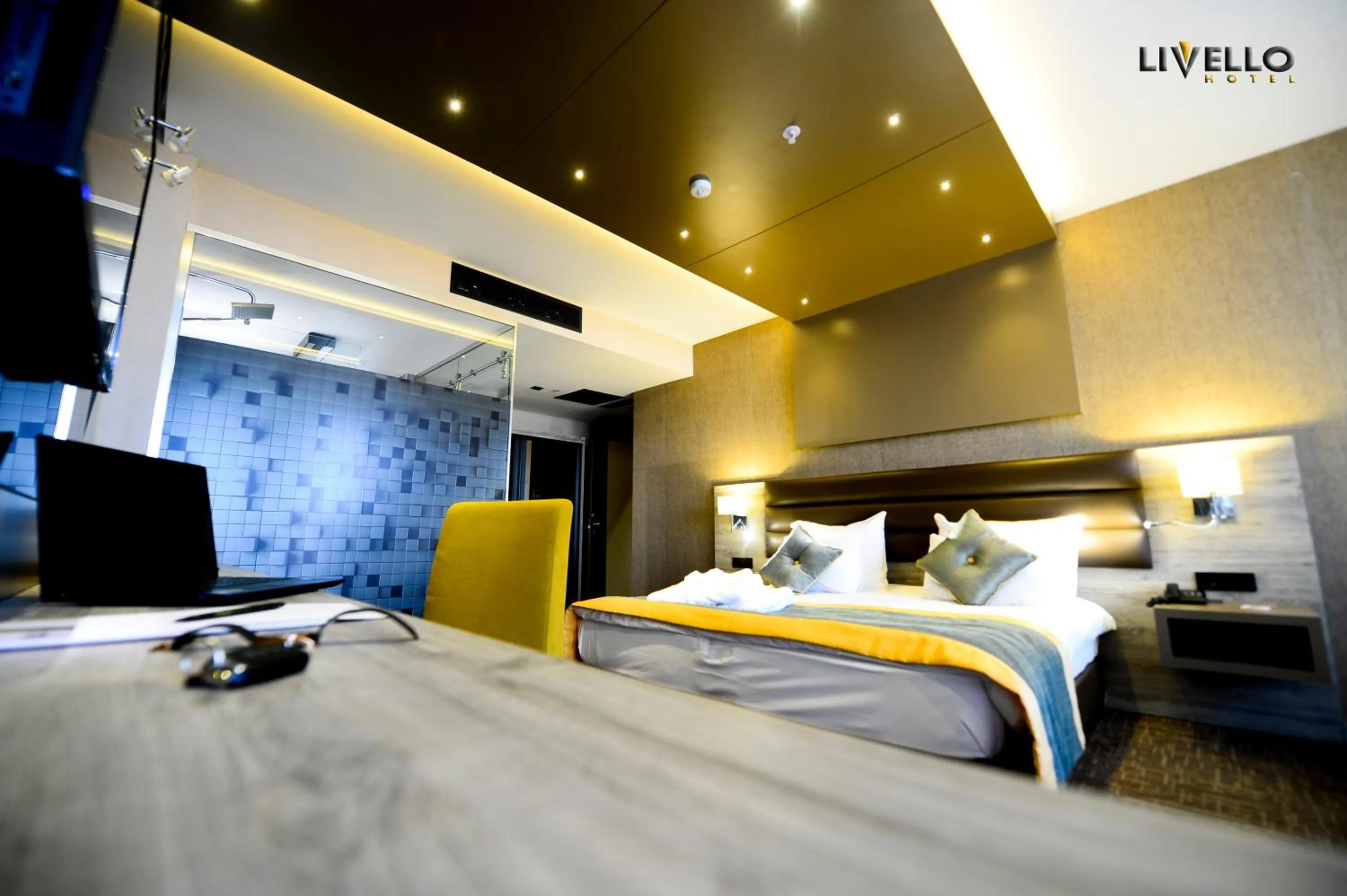 Photo of the whole room, Bed in Empire Hotel İstanbul