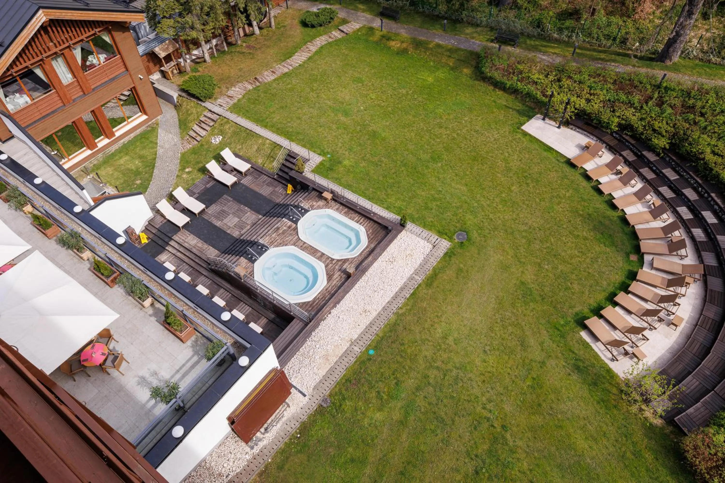 Property building in Teleferic Grand Hotel