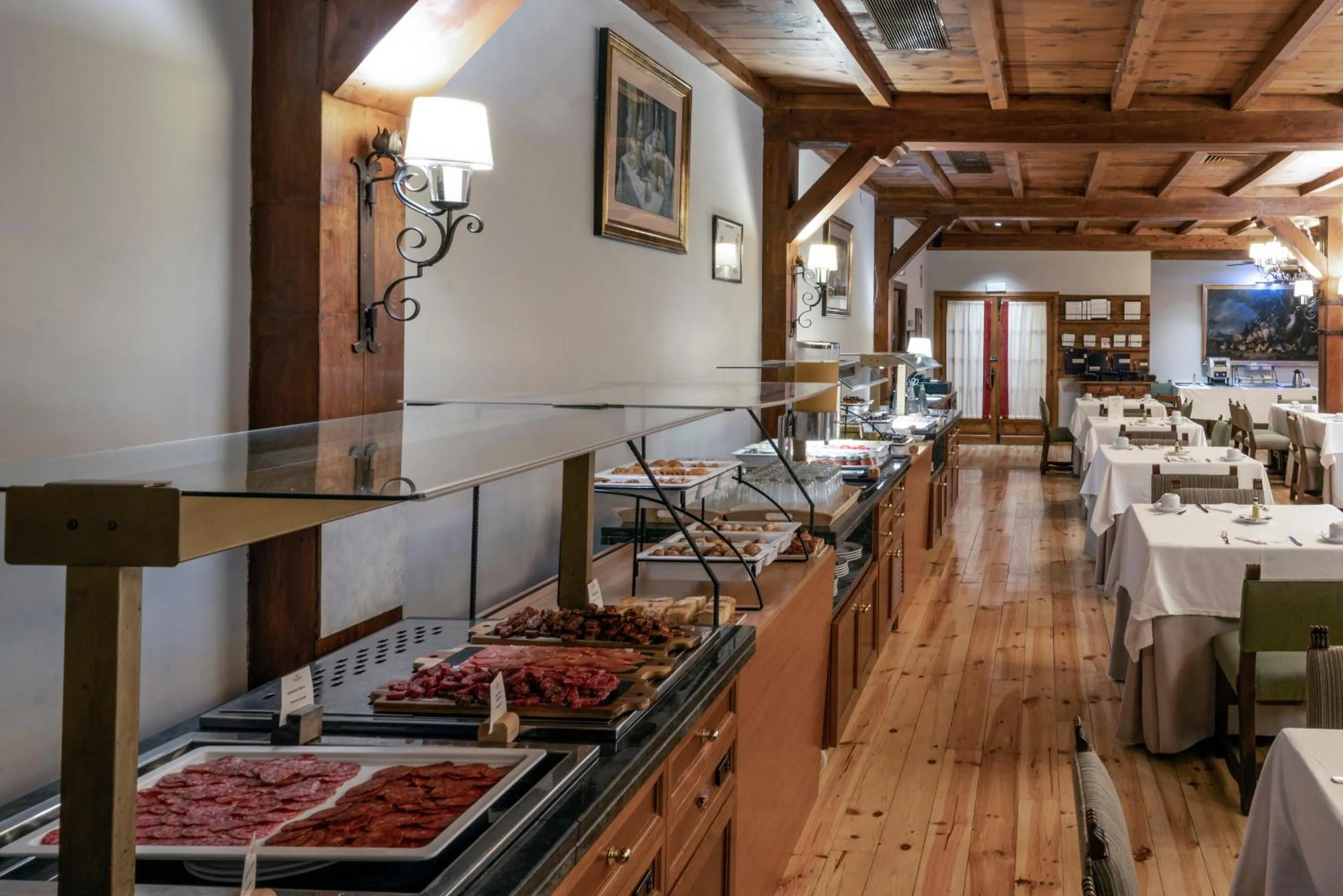 Buffet breakfast in Parador de Bielsa