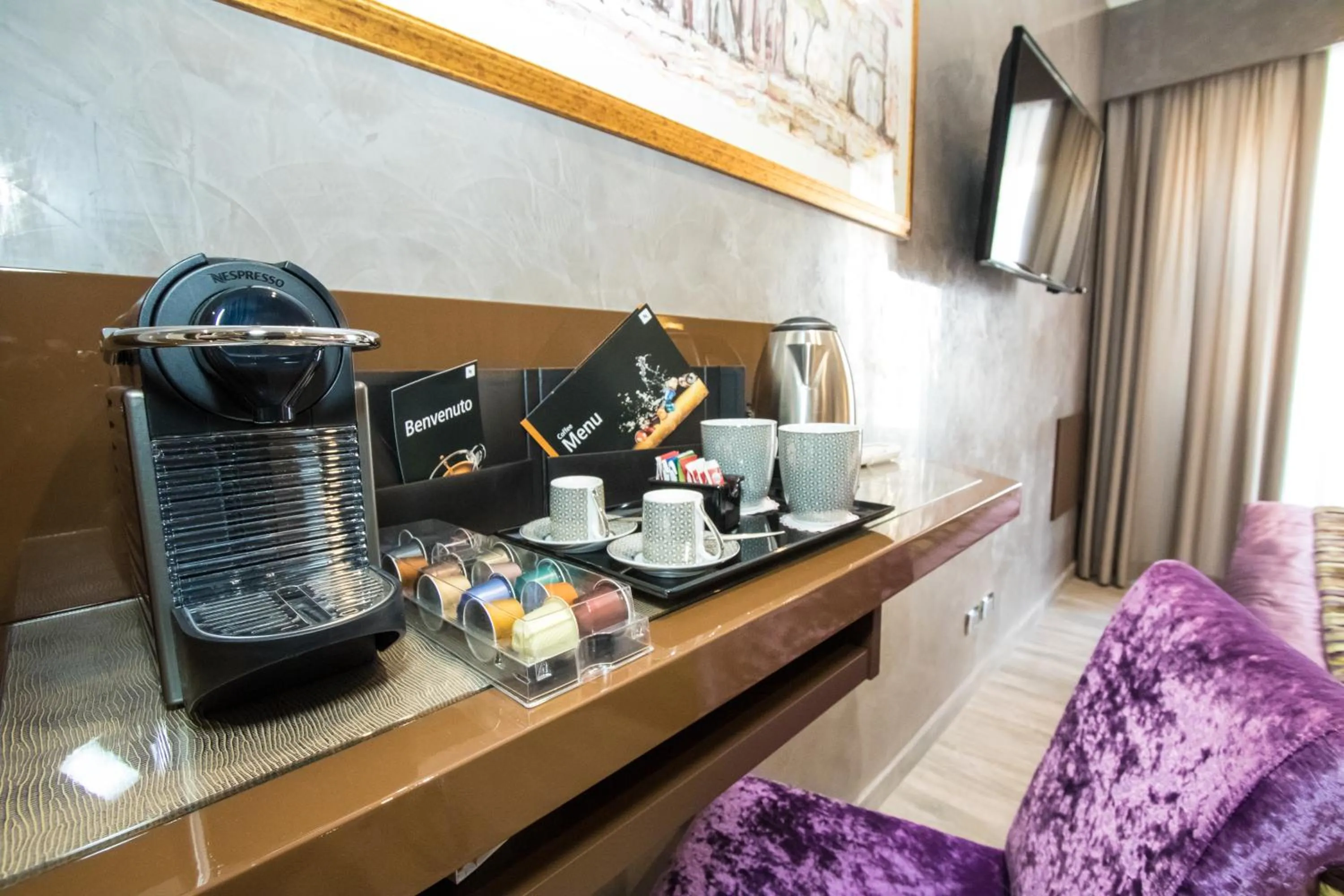 Coffee/tea facilities in Vaticano Julia Guest House