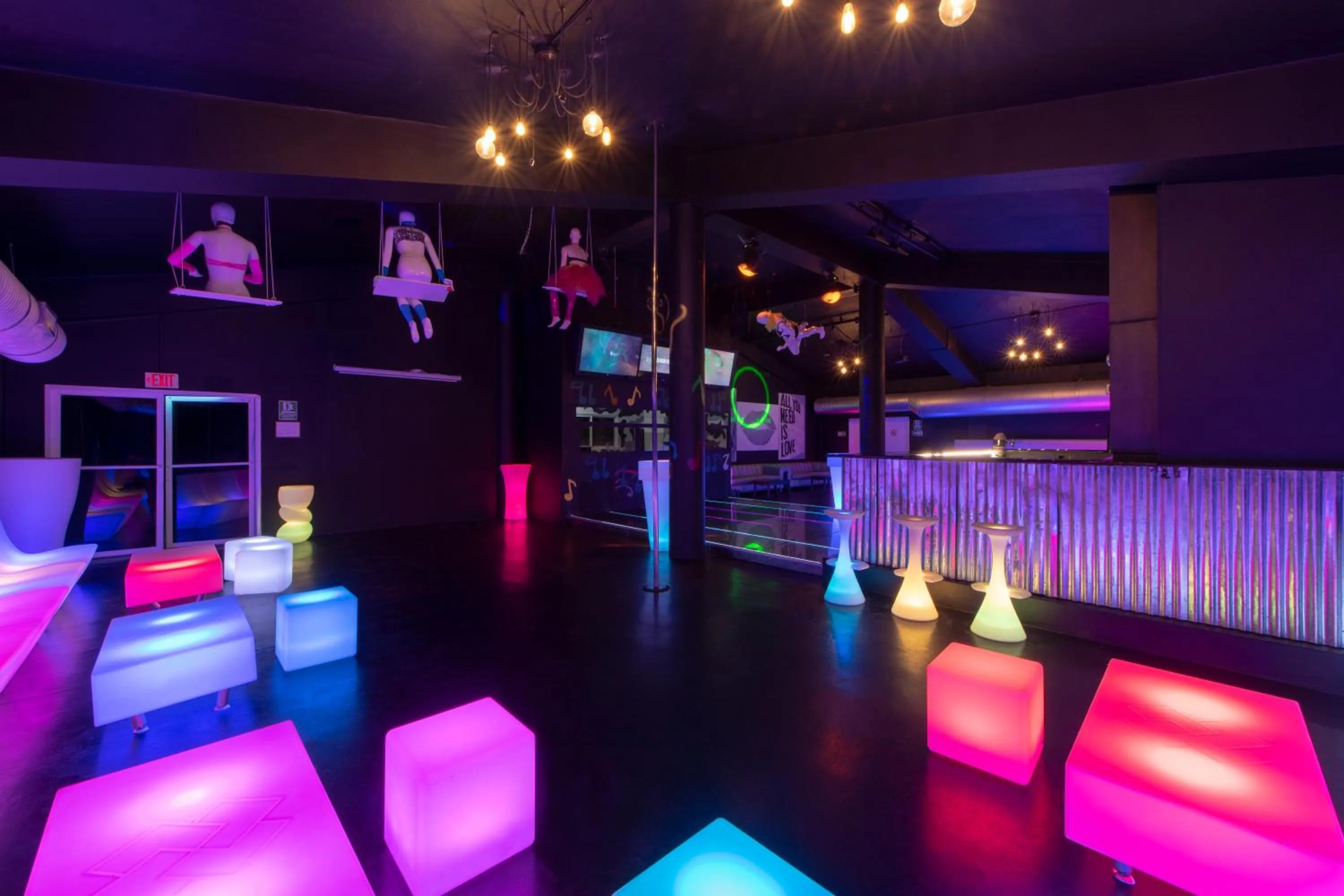 Entertainment in Viva Heavens by Wyndham, A Trademark All Inclusive