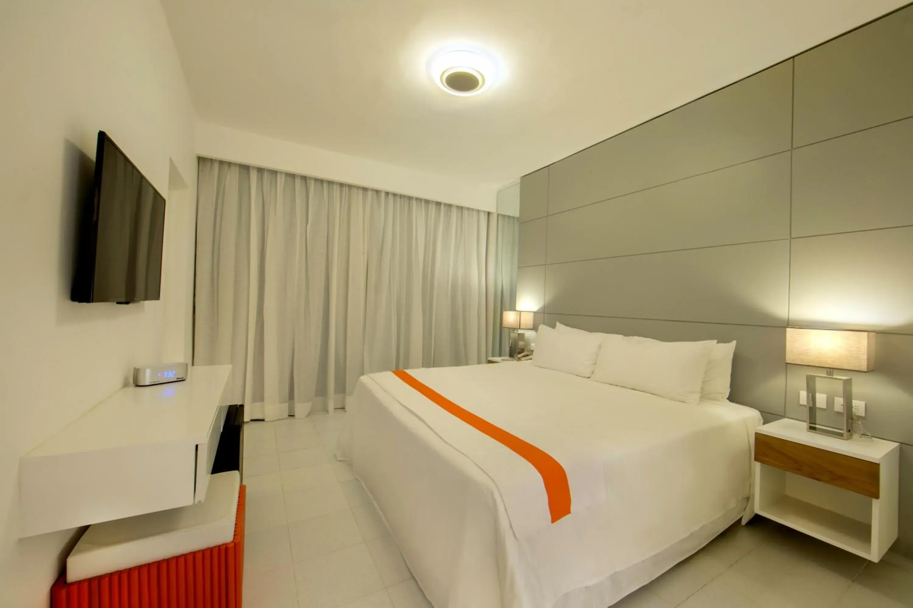 Nirvana King Accessible Room, Non-Smoking - single occupancy in Viva Heavens by Wyndham, A Trademark All Inclusive Nirvana King Accessible Room, Non-Smoking - single occupancy in Viva Heavens by Wyndham, A Trademark All Inclusive