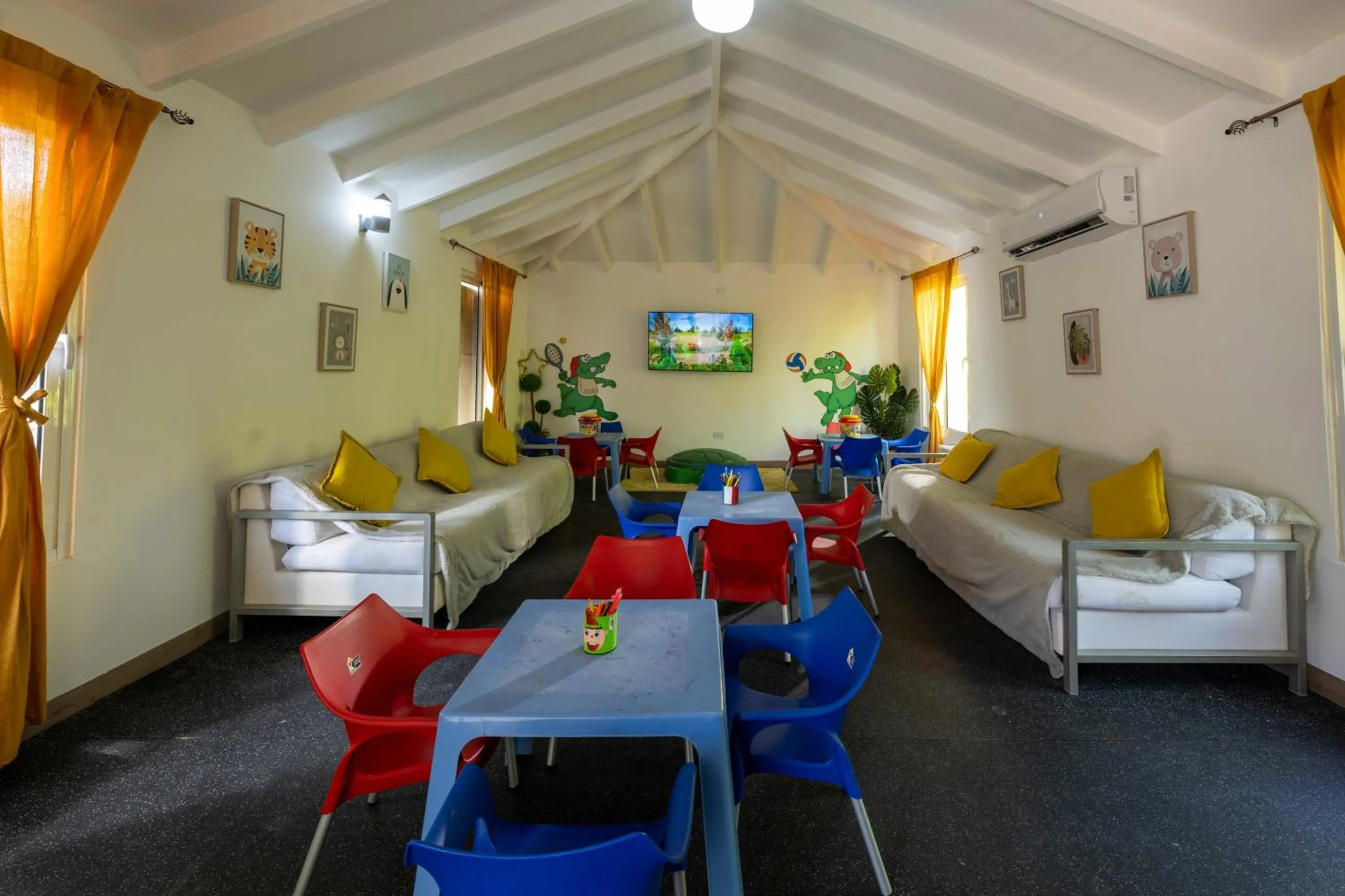 children in Viva Heavens by Wyndham, A Trademark All Inclusive