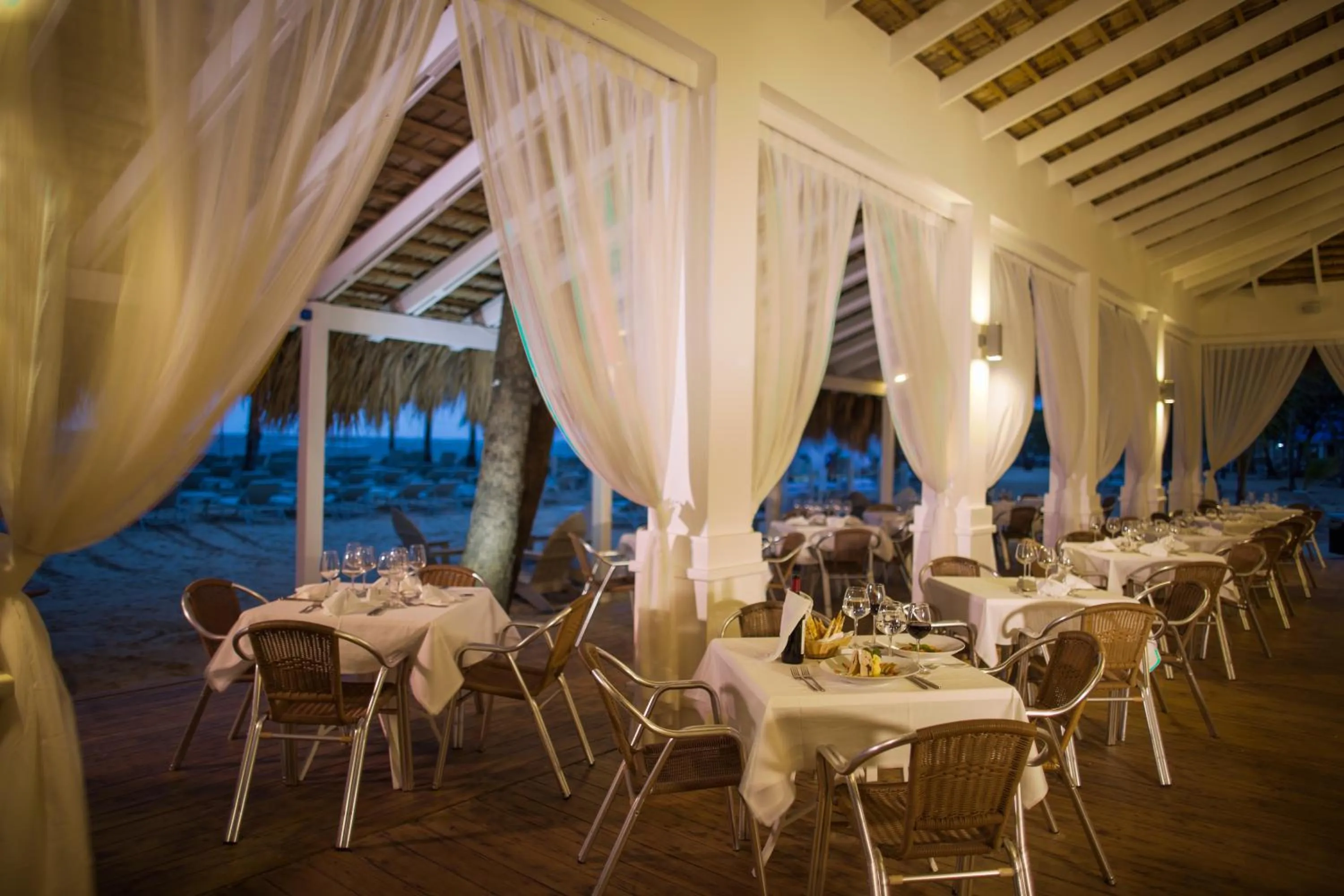 Restaurant/places to eat in Viva Heavens by Wyndham, A Trademark All Inclusive