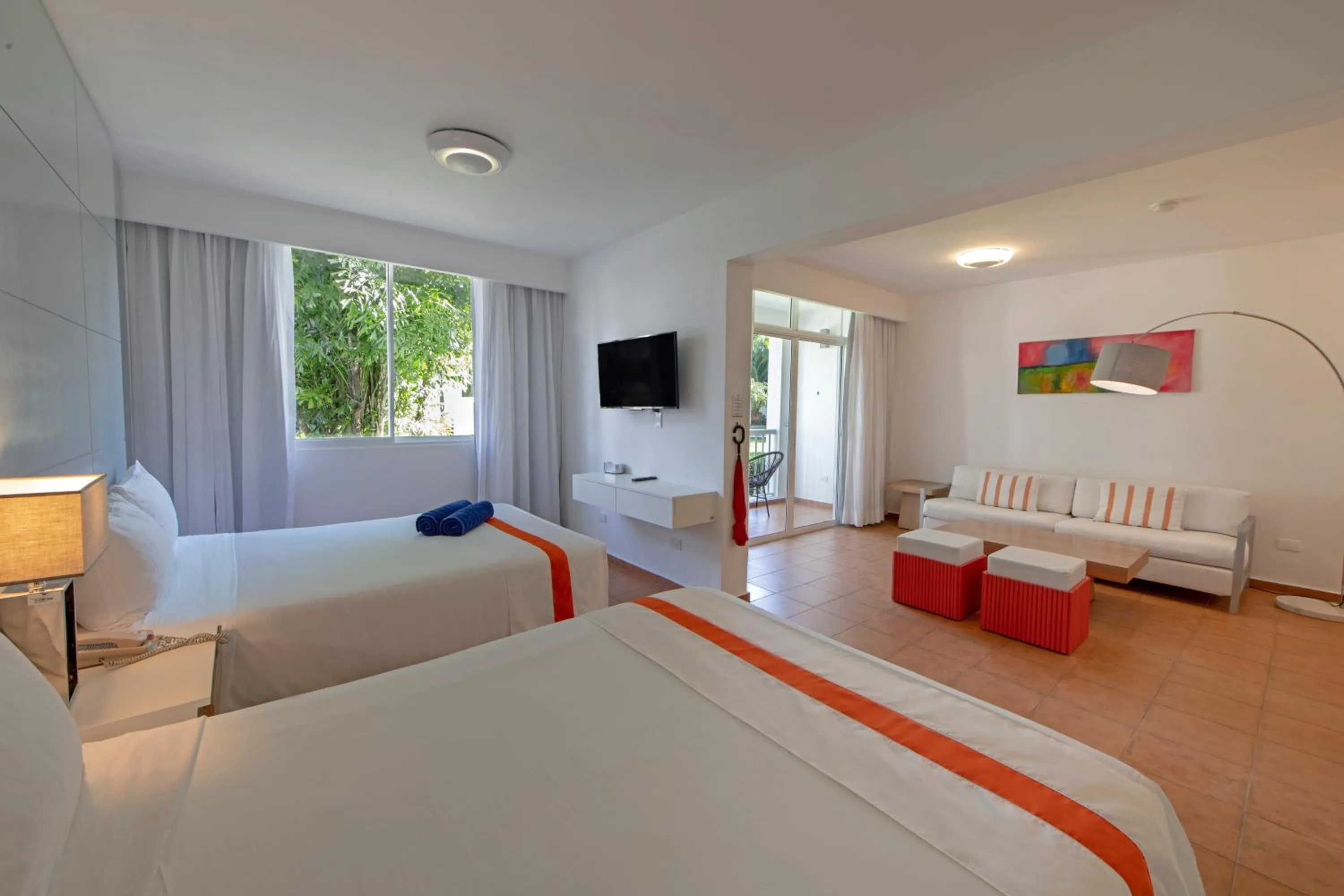 Photo of the whole room, Bed in Viva Heavens by Wyndham, A Trademark All Inclusive