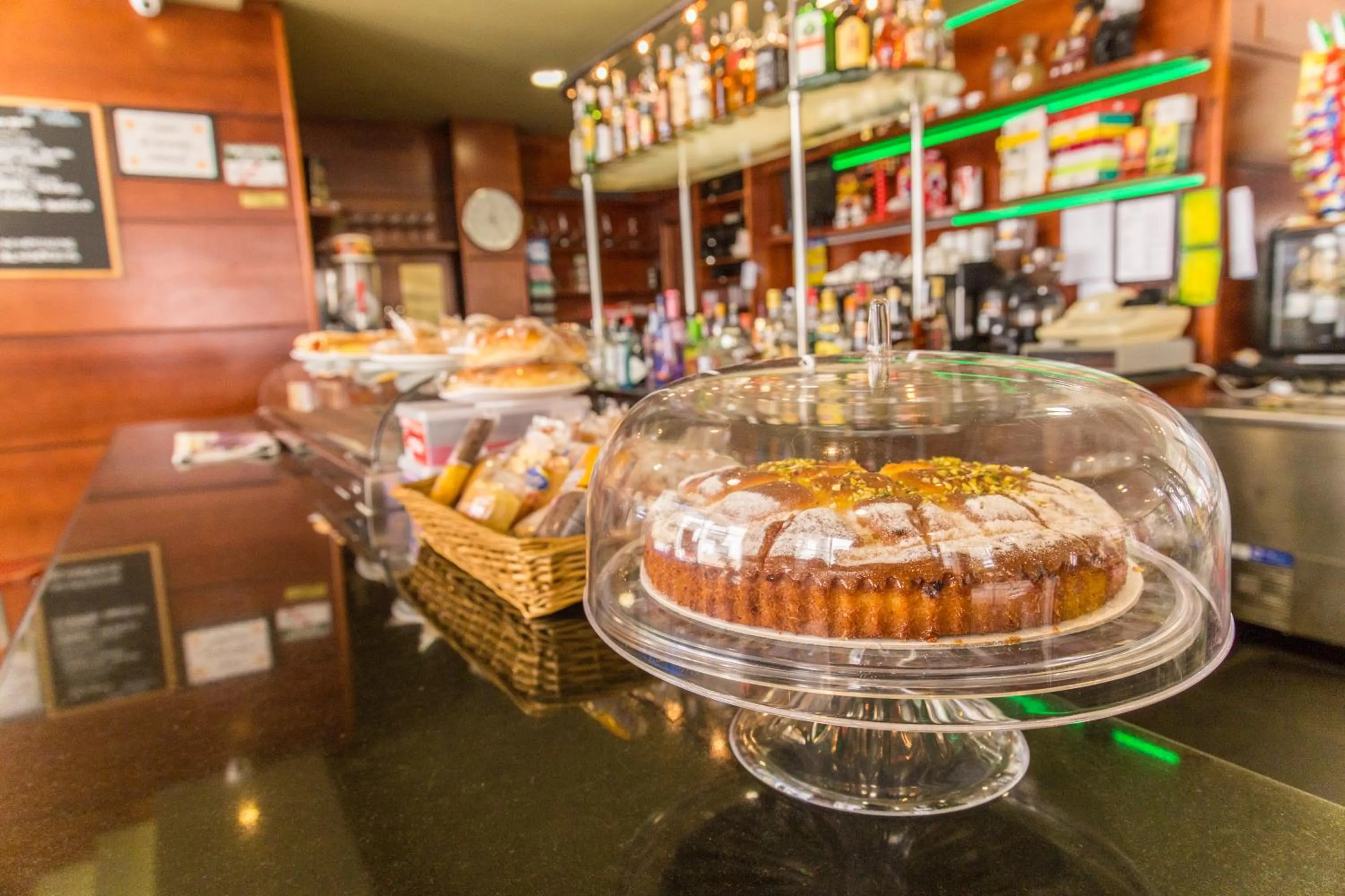 Lounge or bar in Hotel Parras Arnedillo