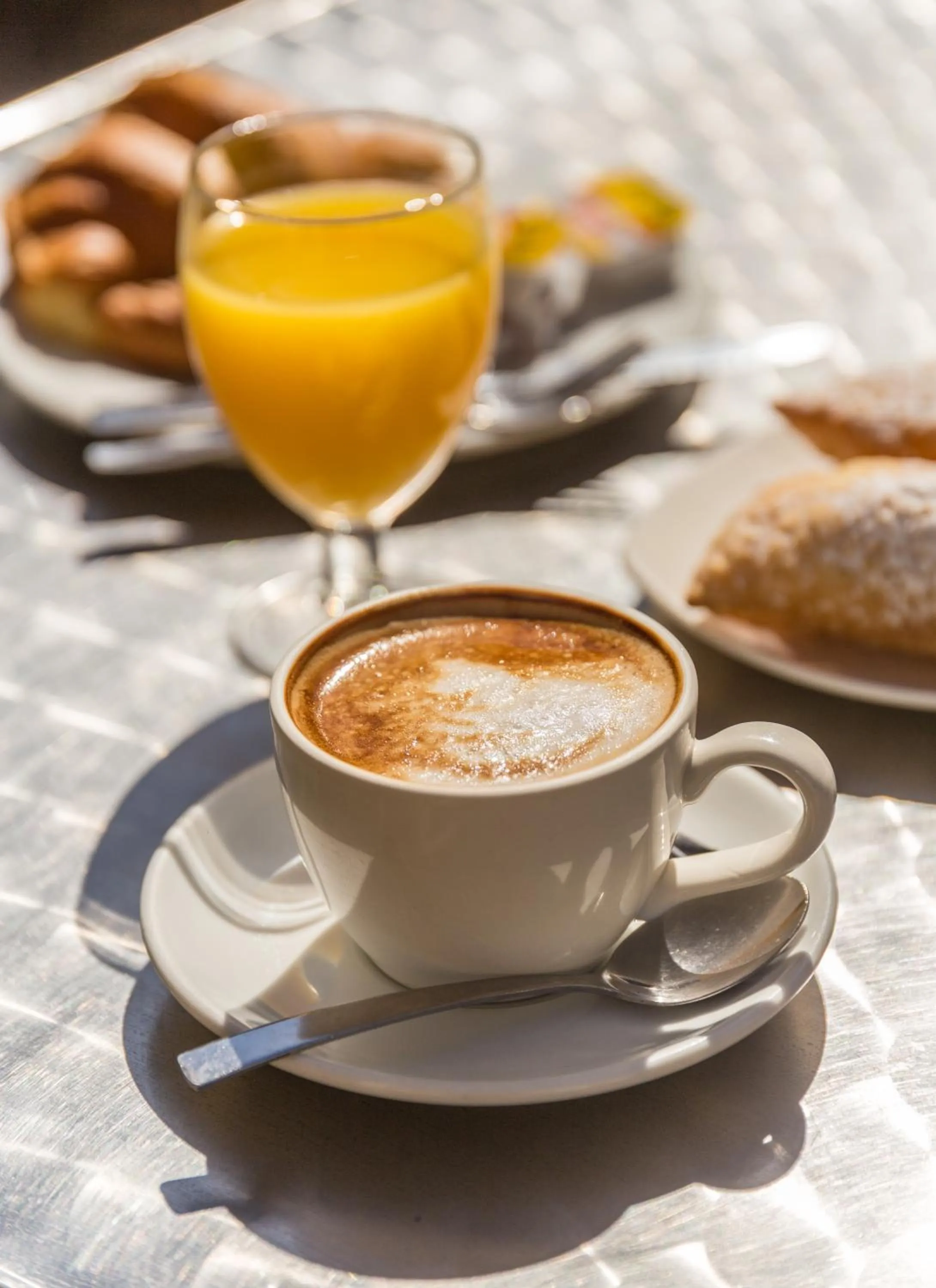 Lounge or bar in Hotel Parras Arnedillo