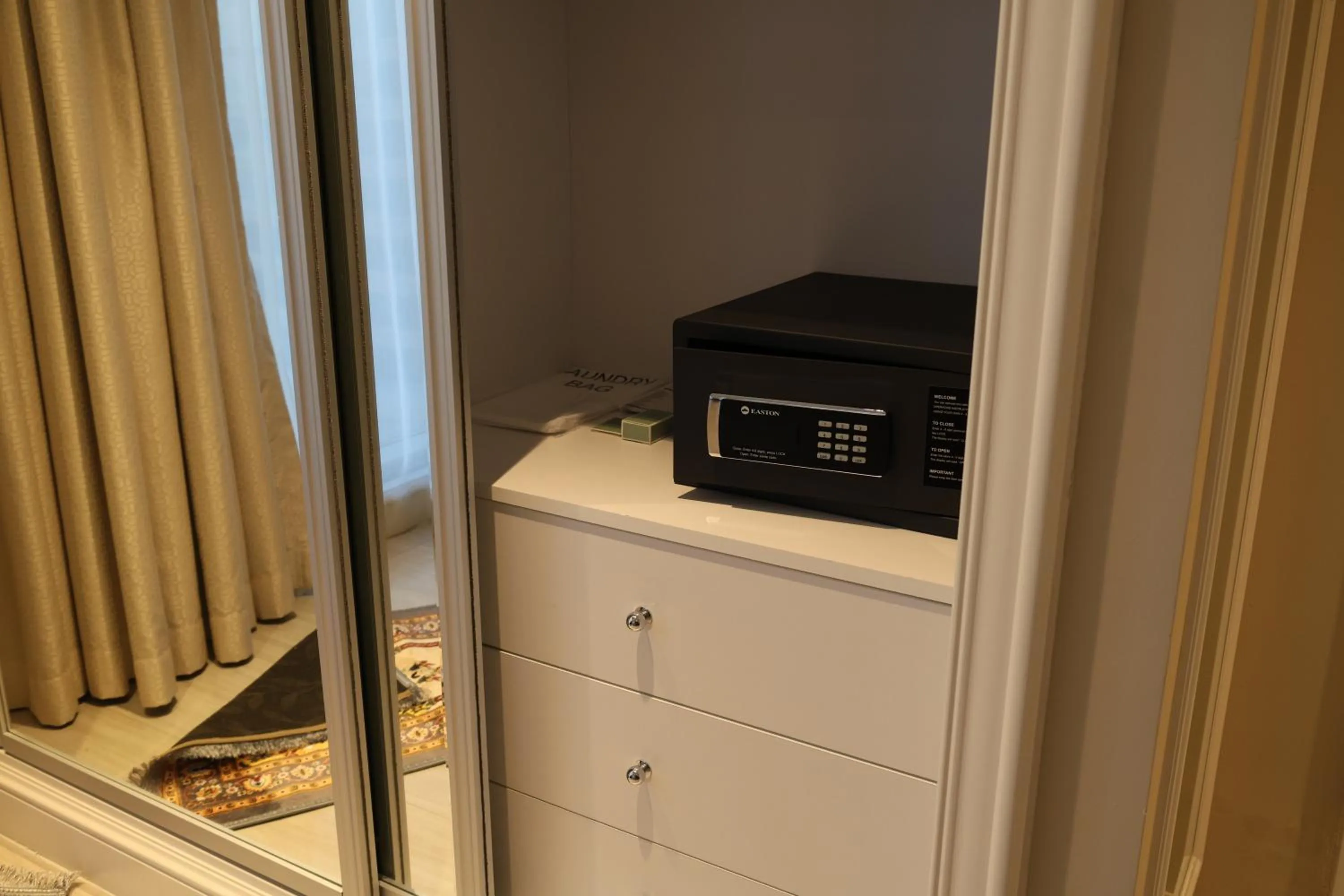 safe in Westpac Hotel & Suites - Westbay Doha