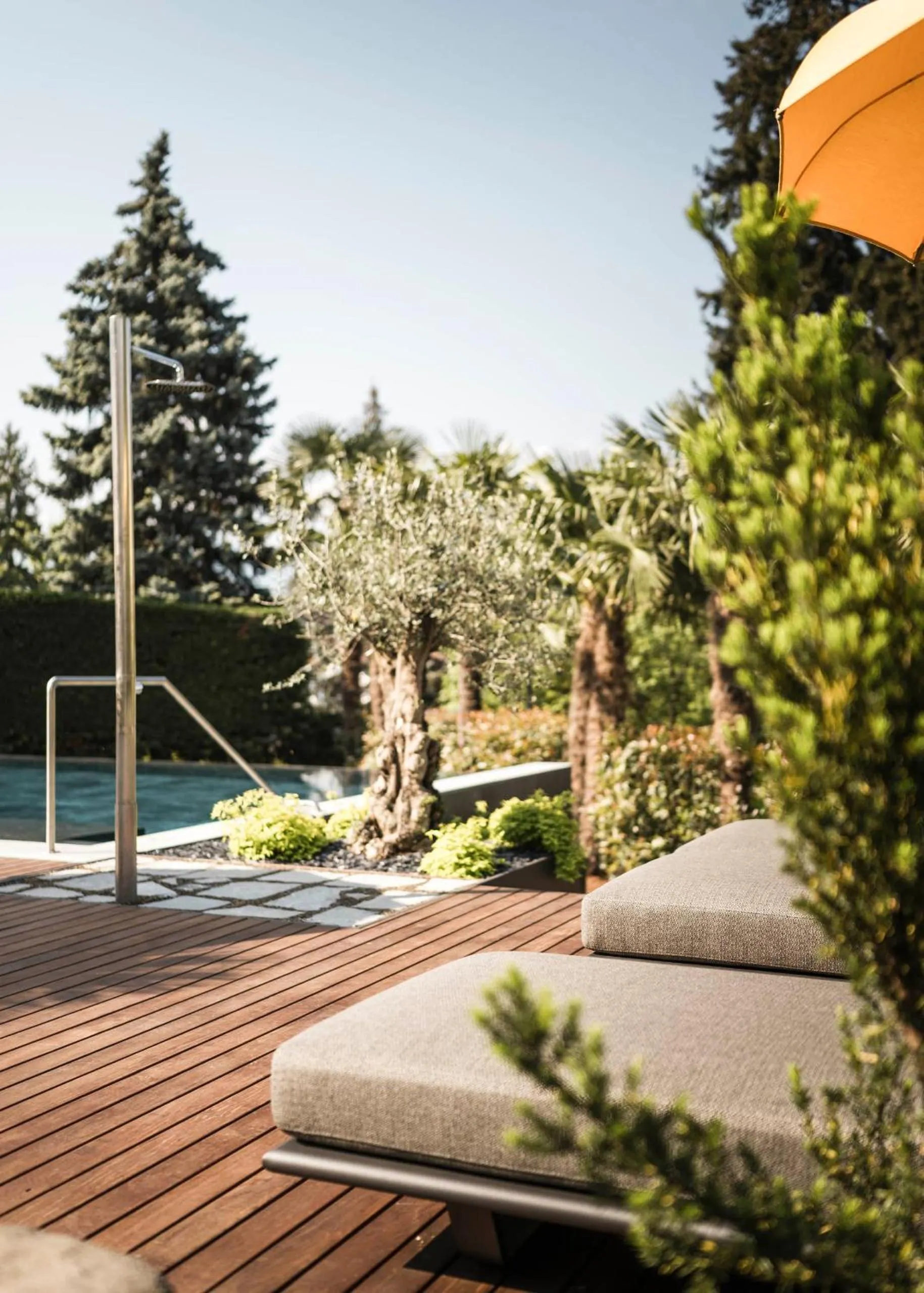 Swimming pool in Hotel Sonnenburg