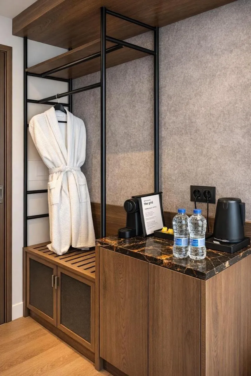 Acropolis Grid Athens