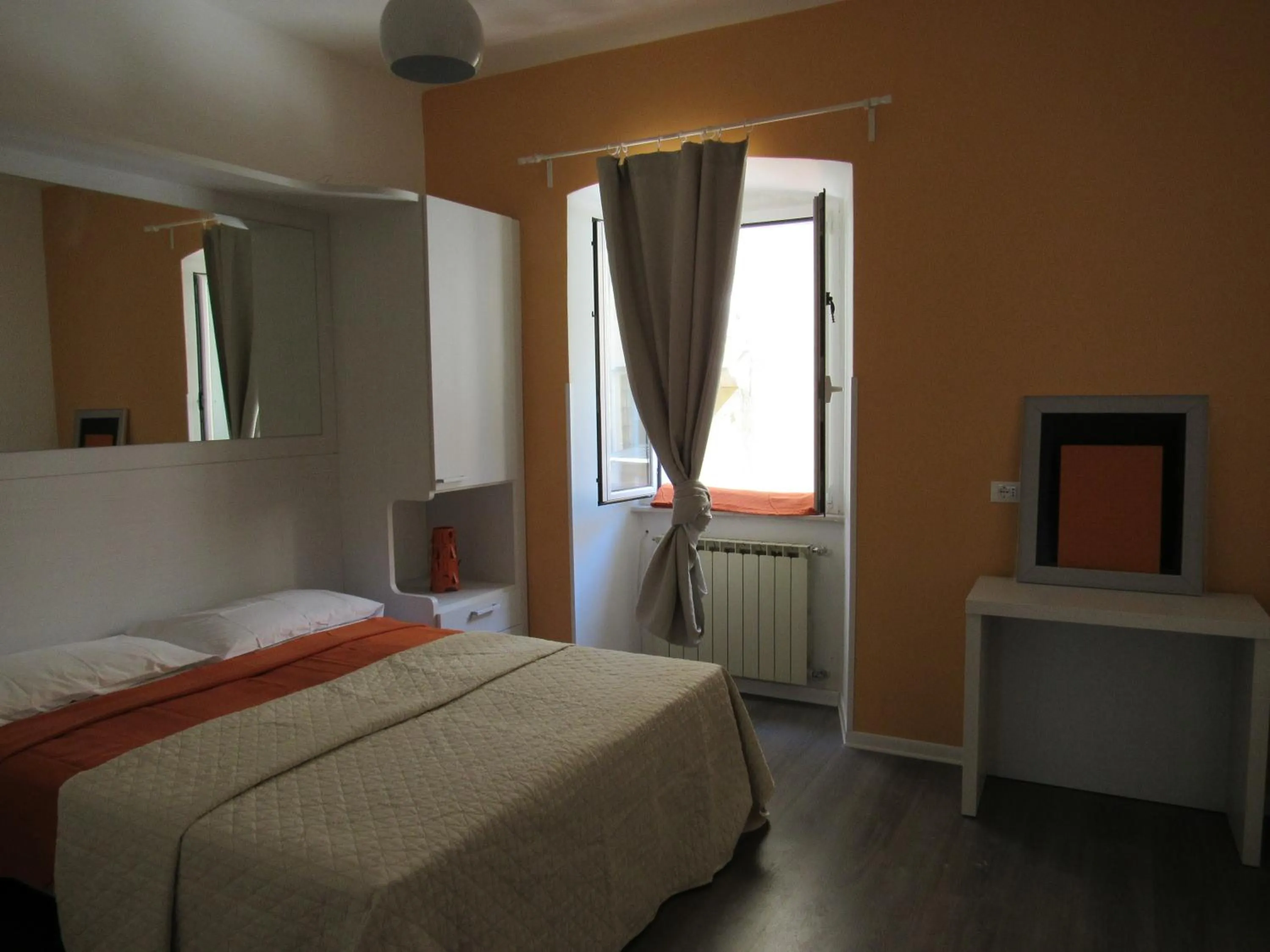 Bedroom, Bed in Smart Rooms