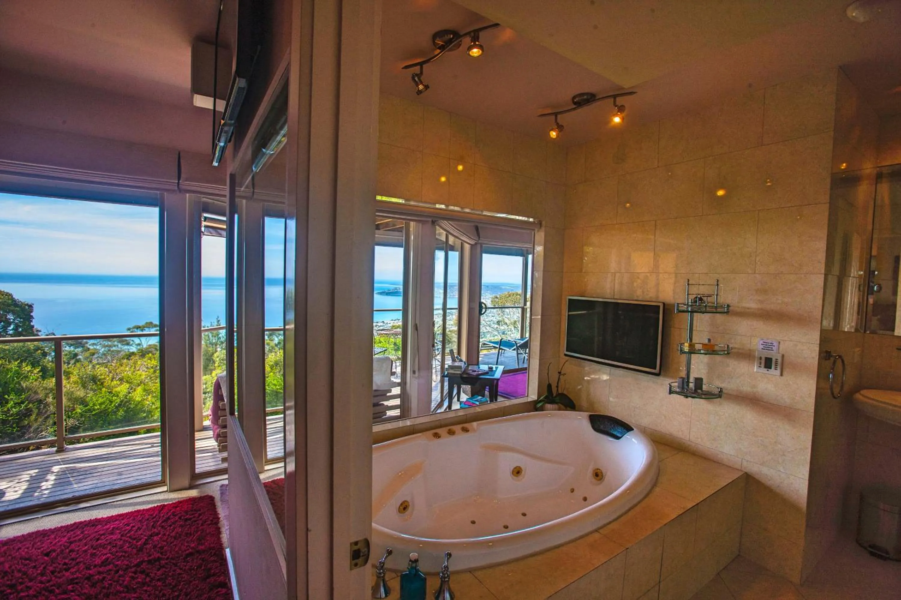 Summit Views Eagle Nest Apartment