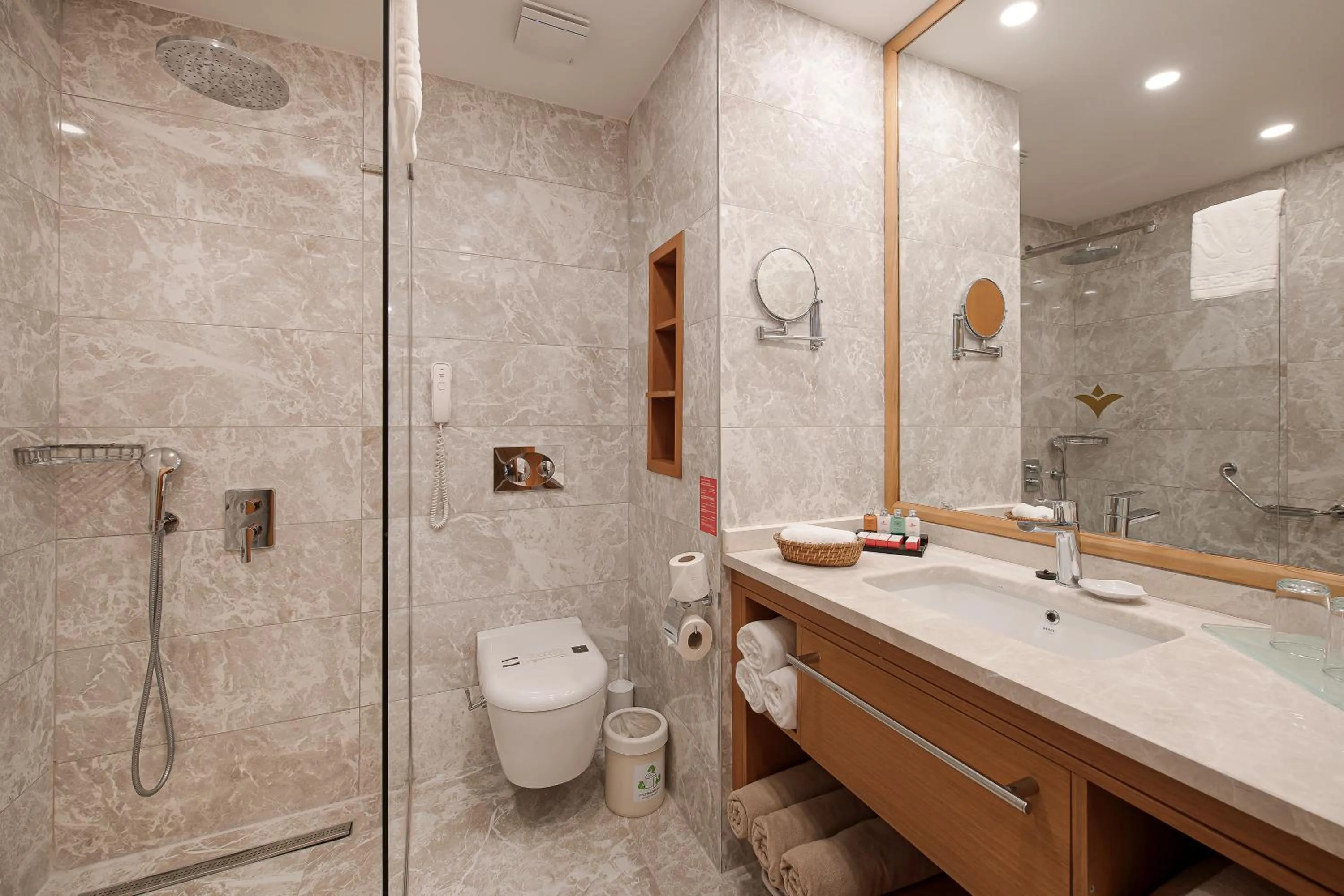 Shower in Miramare Queen Hotel - Ultra All Inclusive