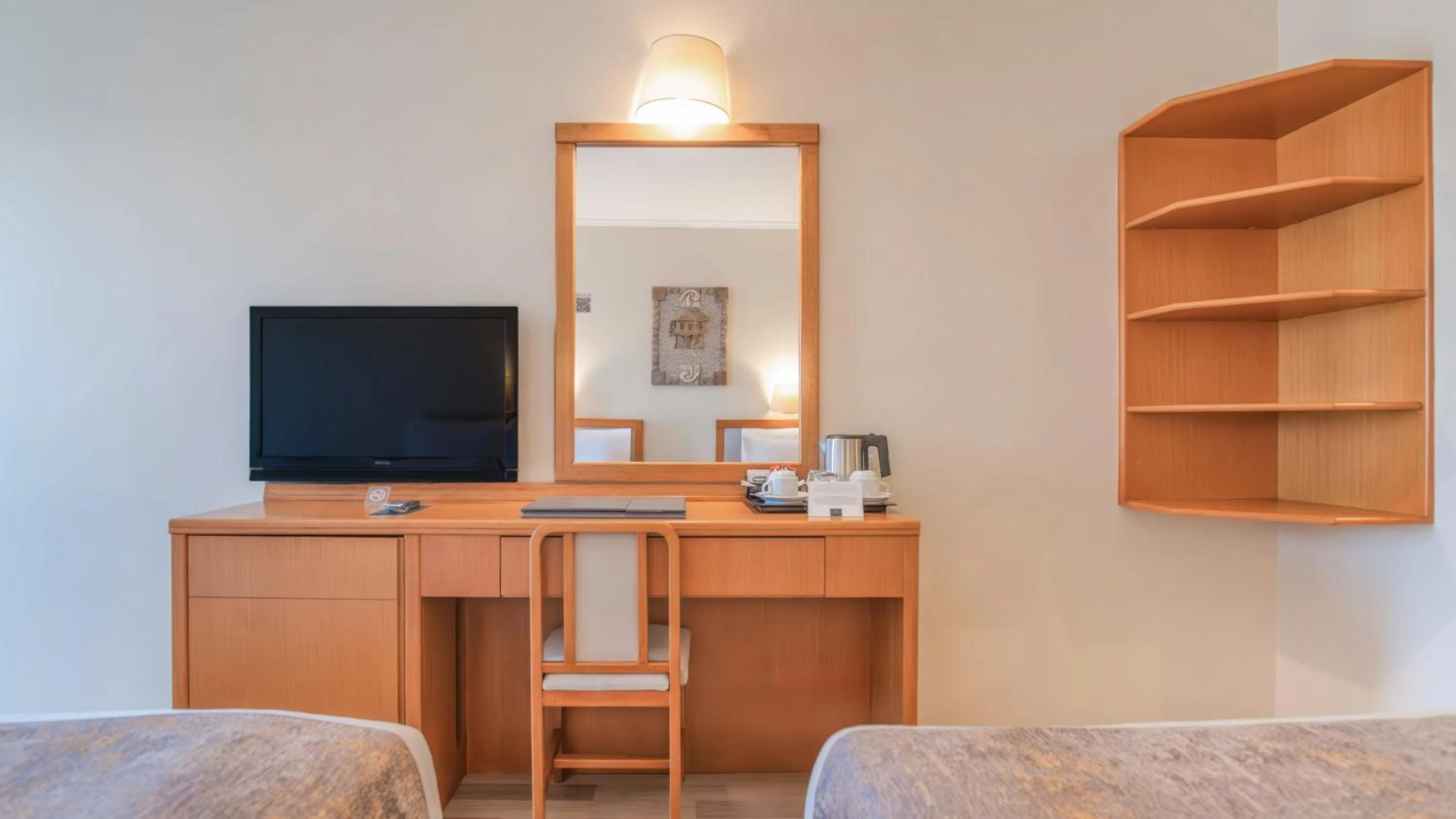 TV and multimedia in Miramare Queen Hotel - Ultra All Inclusive