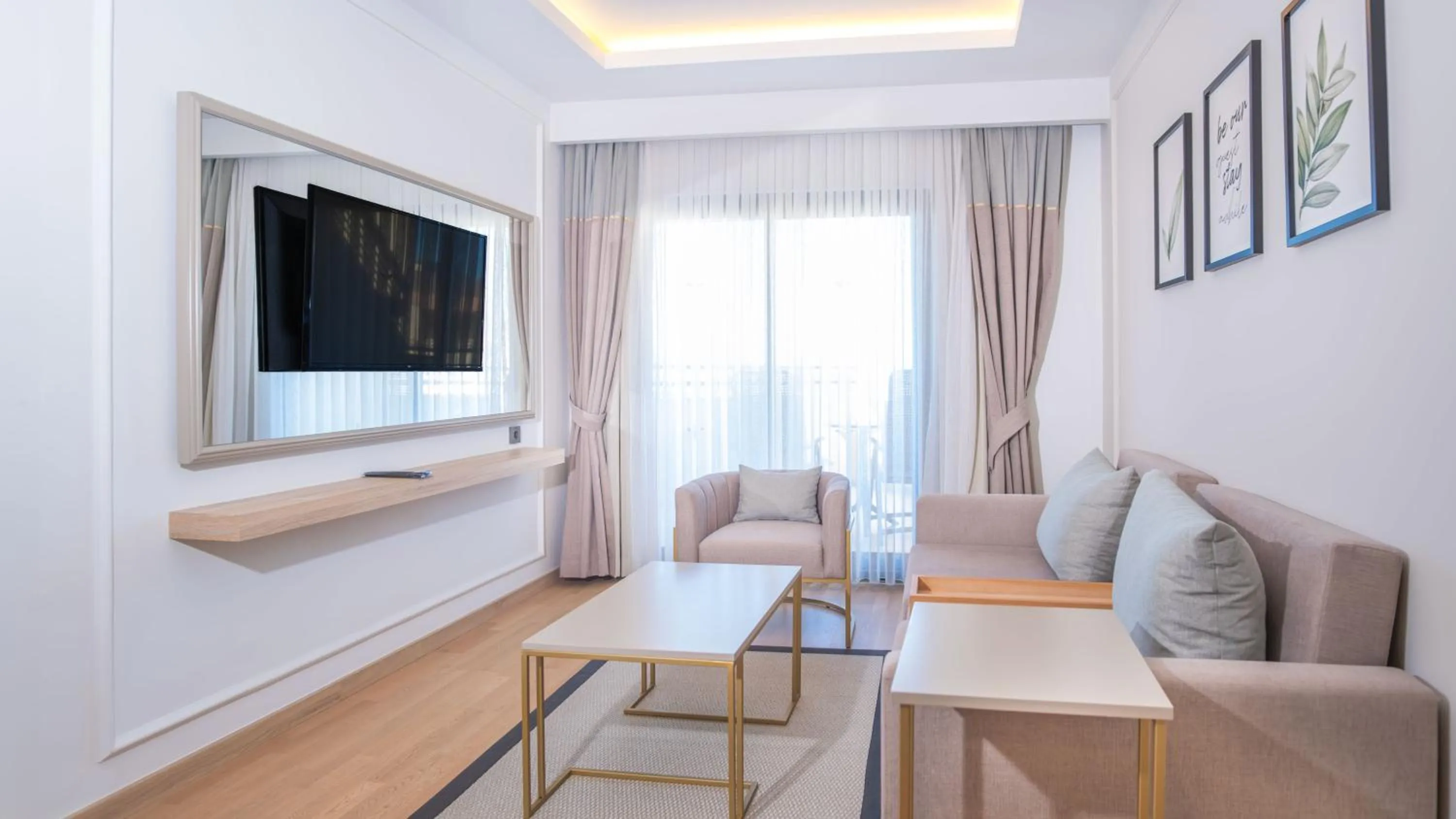 TV and multimedia in Miramare Queen Hotel - Ultra All Inclusive