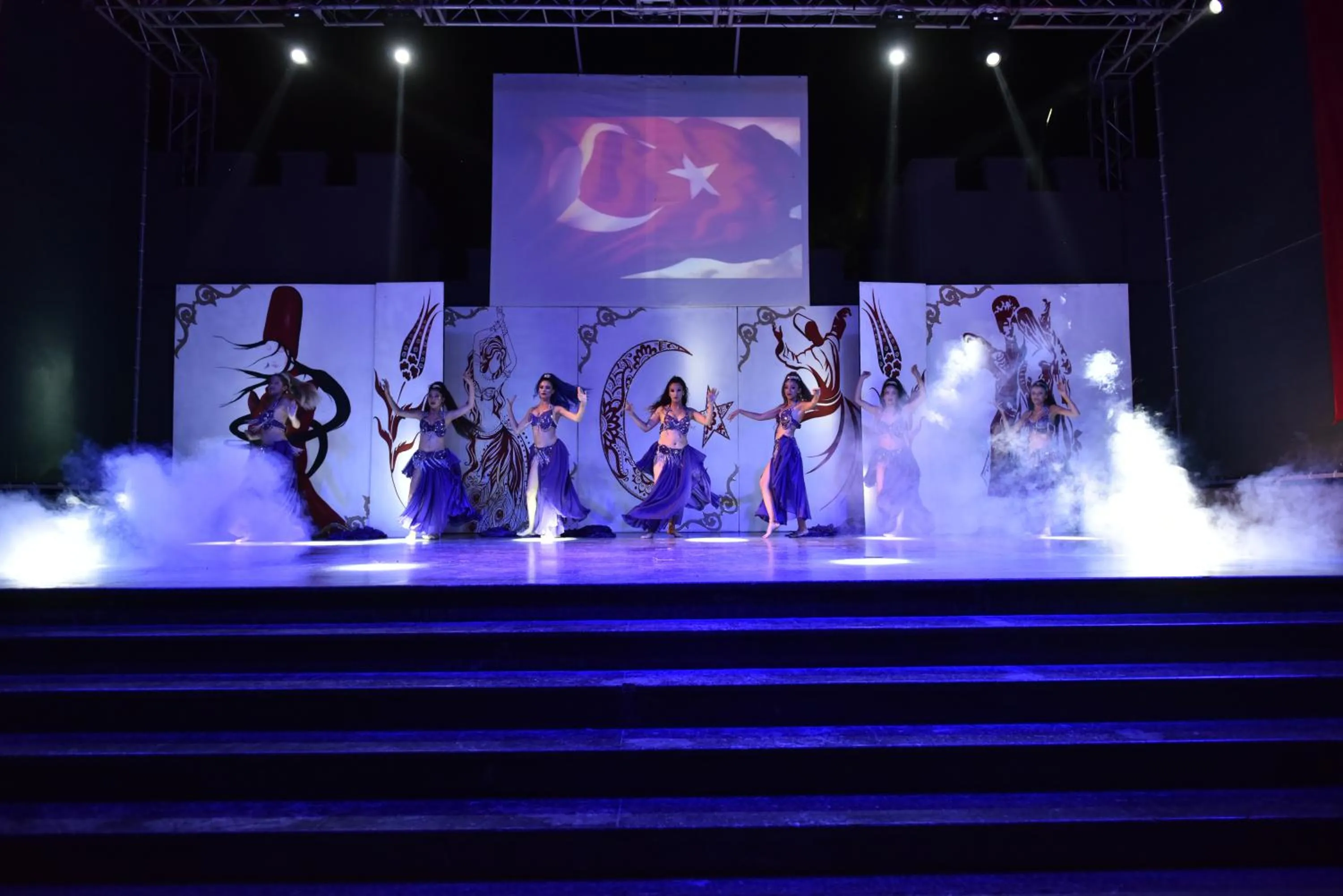 People in Miramare Queen Hotel - Ultra All Inclusive