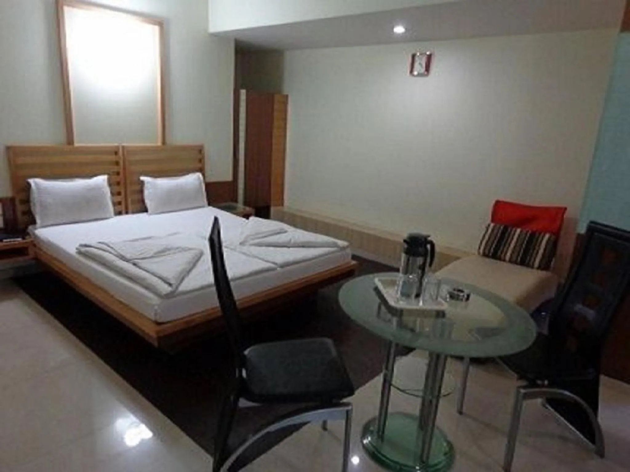 Bedroom, Bed in Hotel Easy Retreat