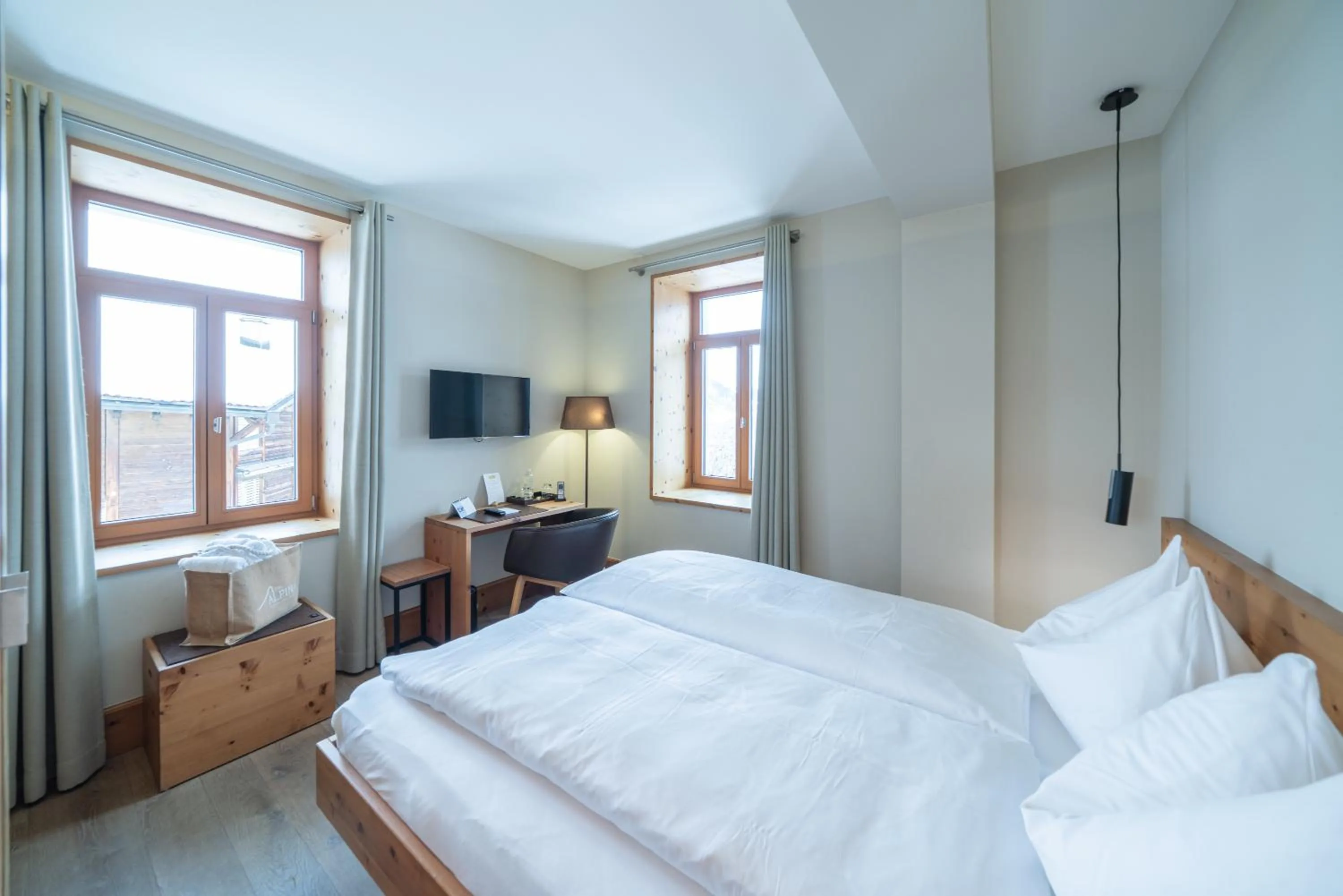 Photo of the whole room, Bed in The Alpina Mountain Resort