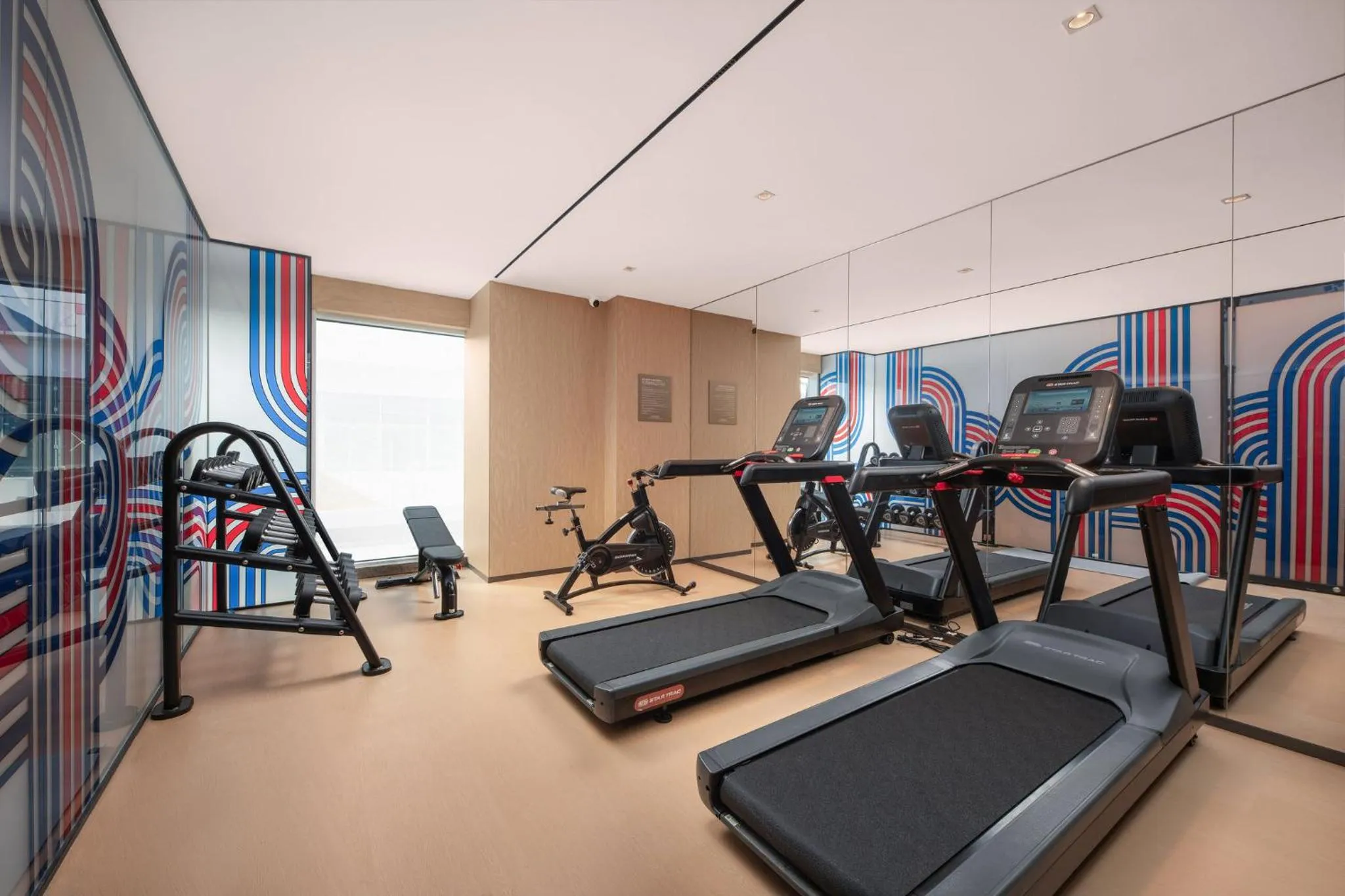 Fitness centre/facilities in Holiday Inn Express Rizhao Oriental Colorful City