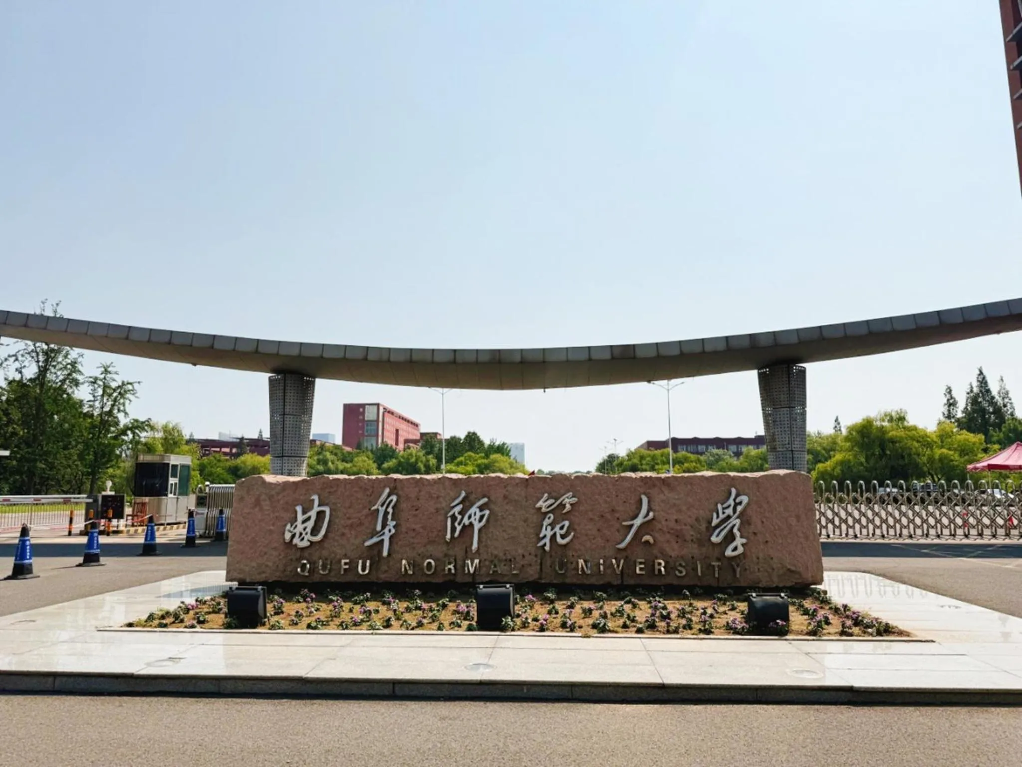 Nearby landmark in Holiday Inn Express Rizhao Oriental Colorful City