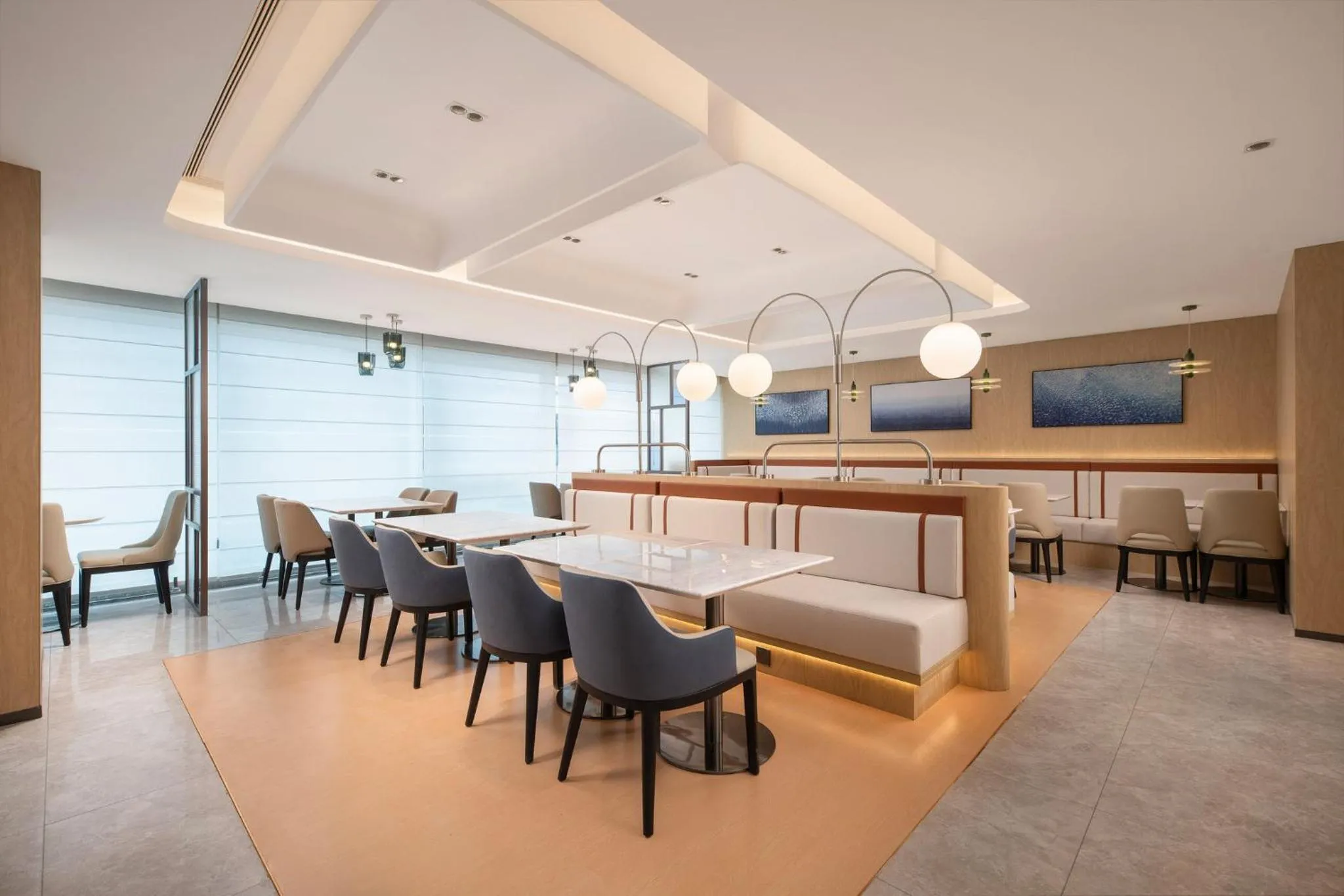 Restaurant/places to eat in Holiday Inn Express Rizhao Oriental Colorful City