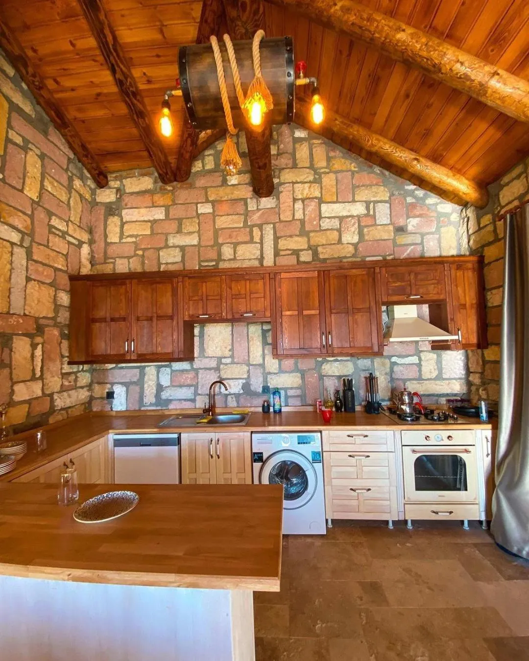 Kitchen or kitchenette in Ekinoks Hotel