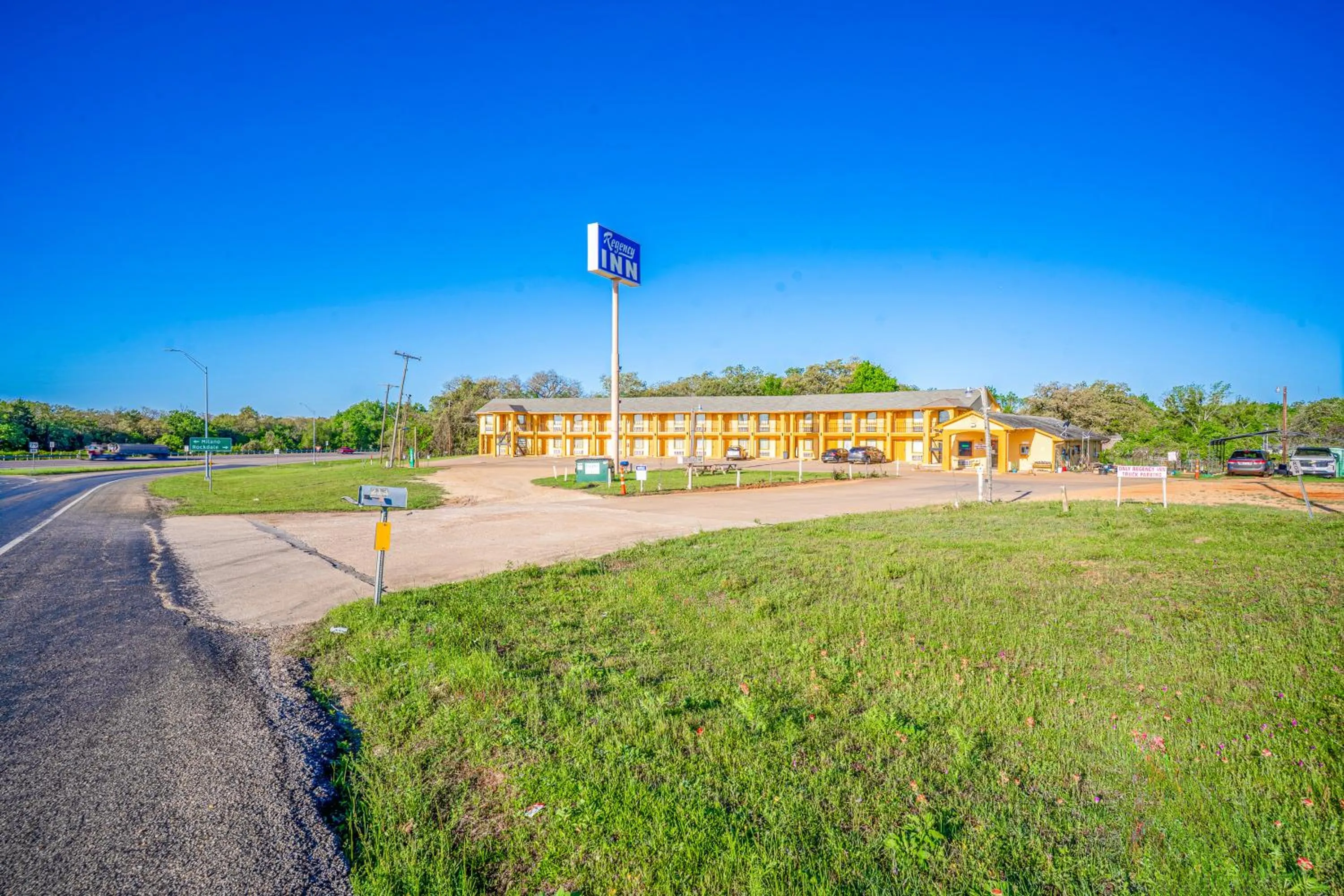 Street view in Regency Inn By OYO Rockdale TX