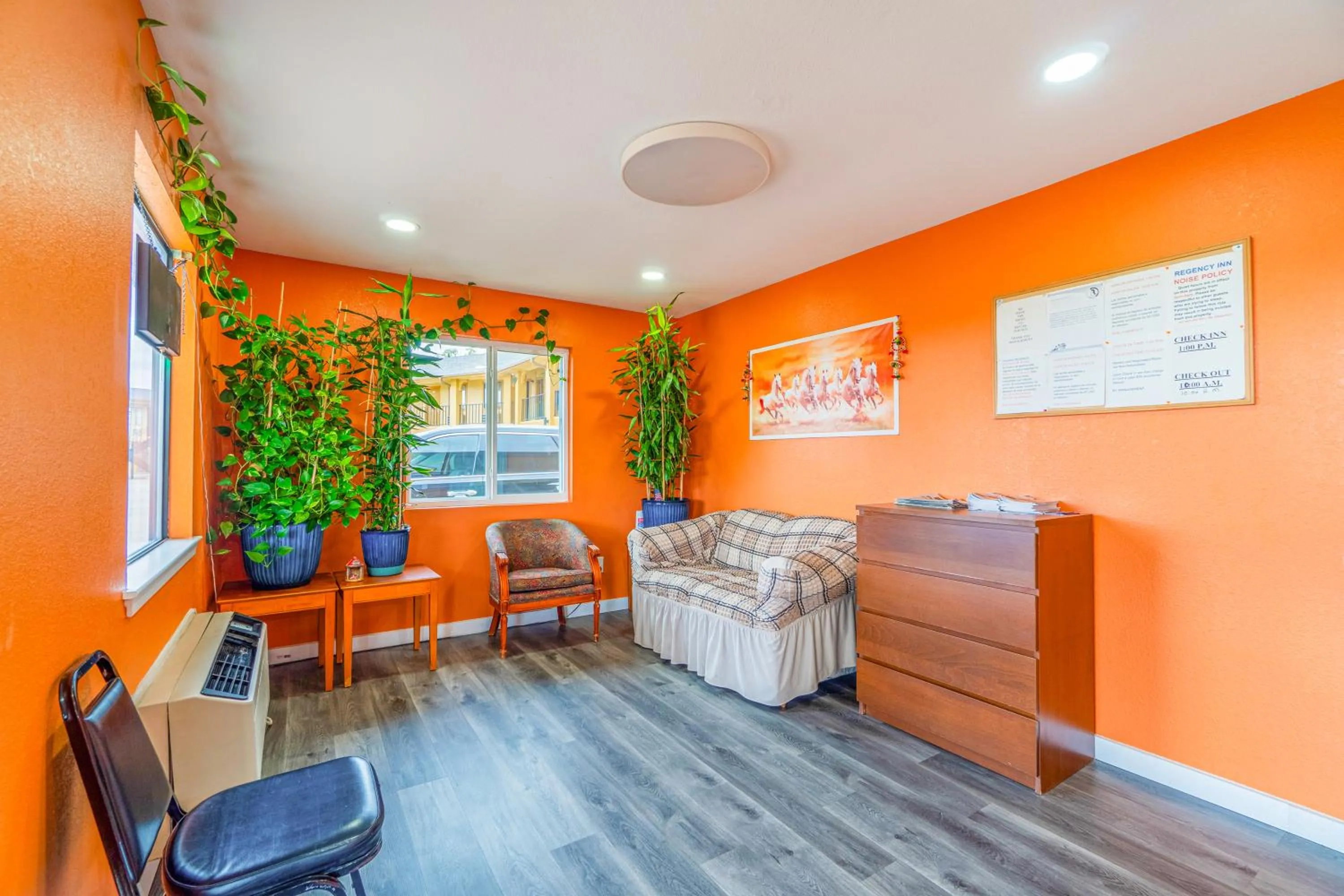 Lobby or reception in Regency Inn By OYO Rockdale TX