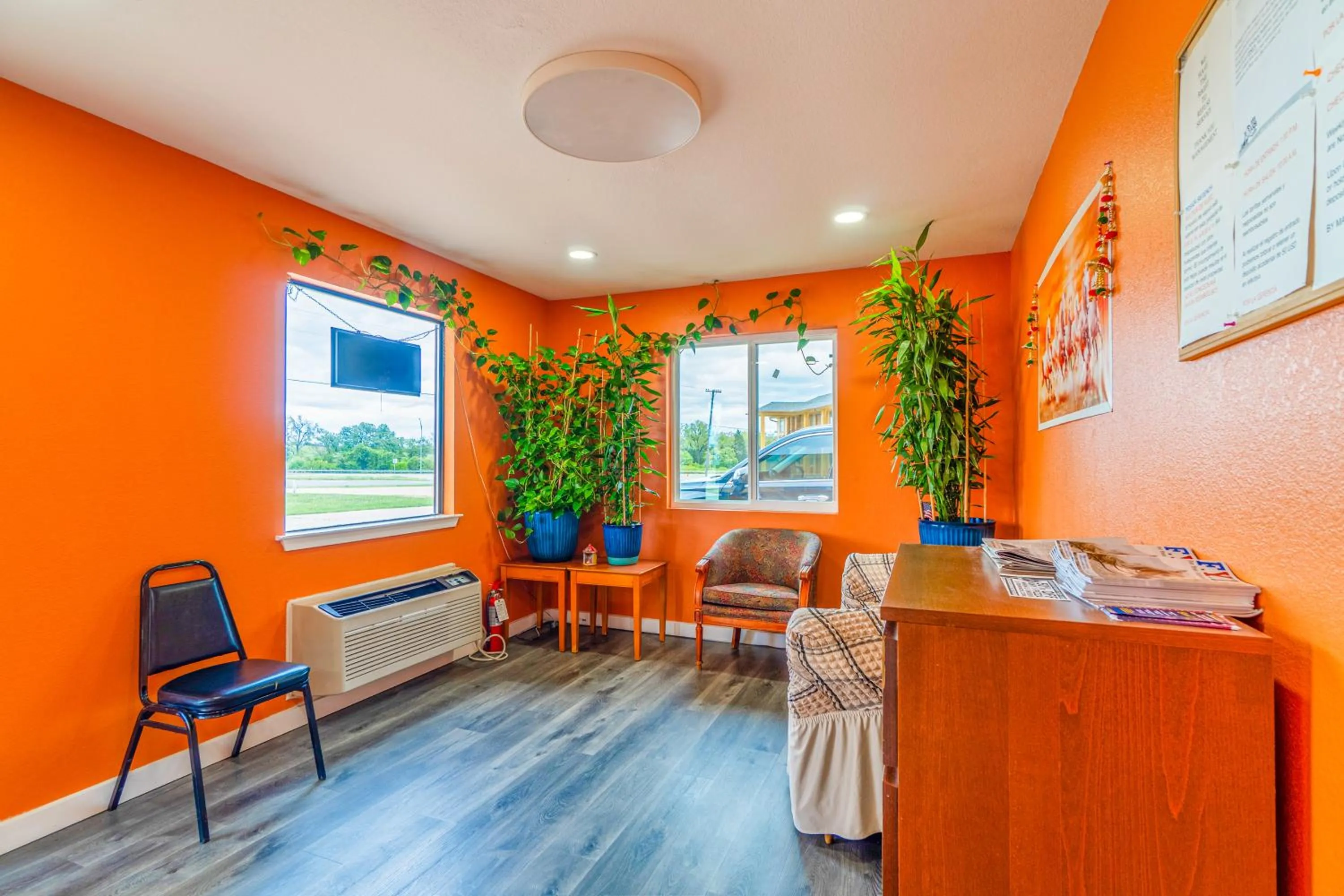 Lobby or reception in Regency Inn By OYO Rockdale TX