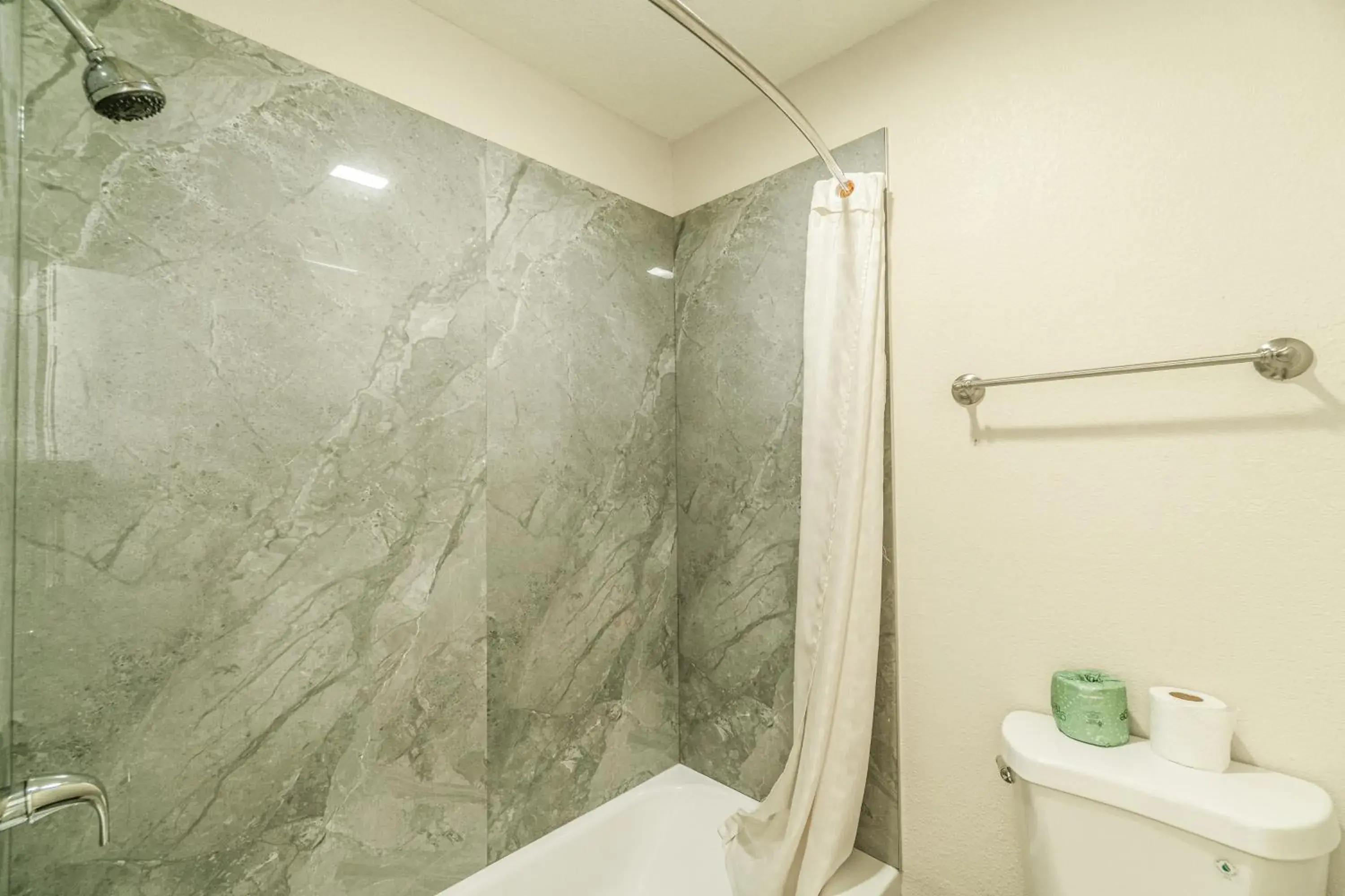 2 Queen Beds Non-Smoking in Regency Inn By OYO Rockdale TX 2 Queen Beds Non-Smoking in Regency Inn By OYO Rockdale TX