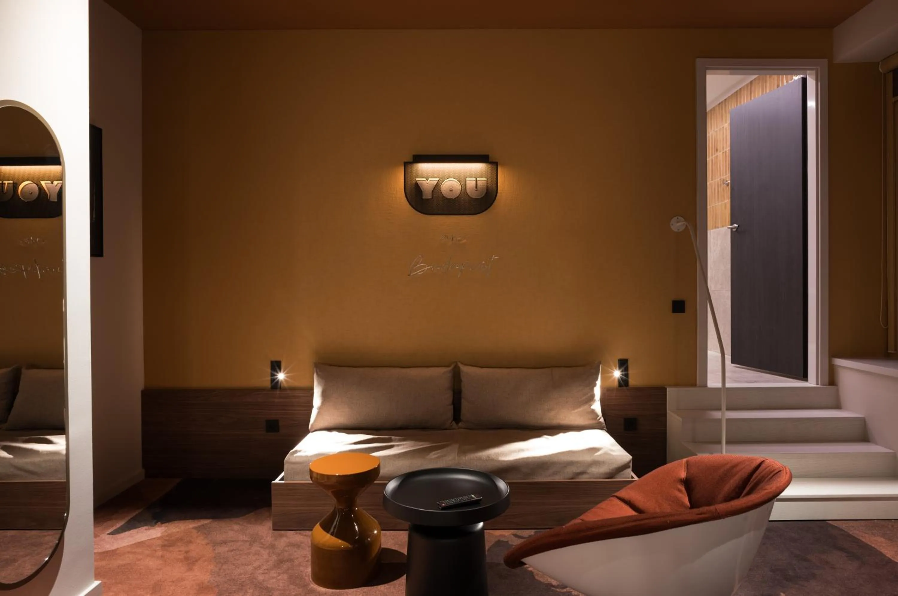 Living room, Bed in You Hotel Budapest - Handwritten Collection