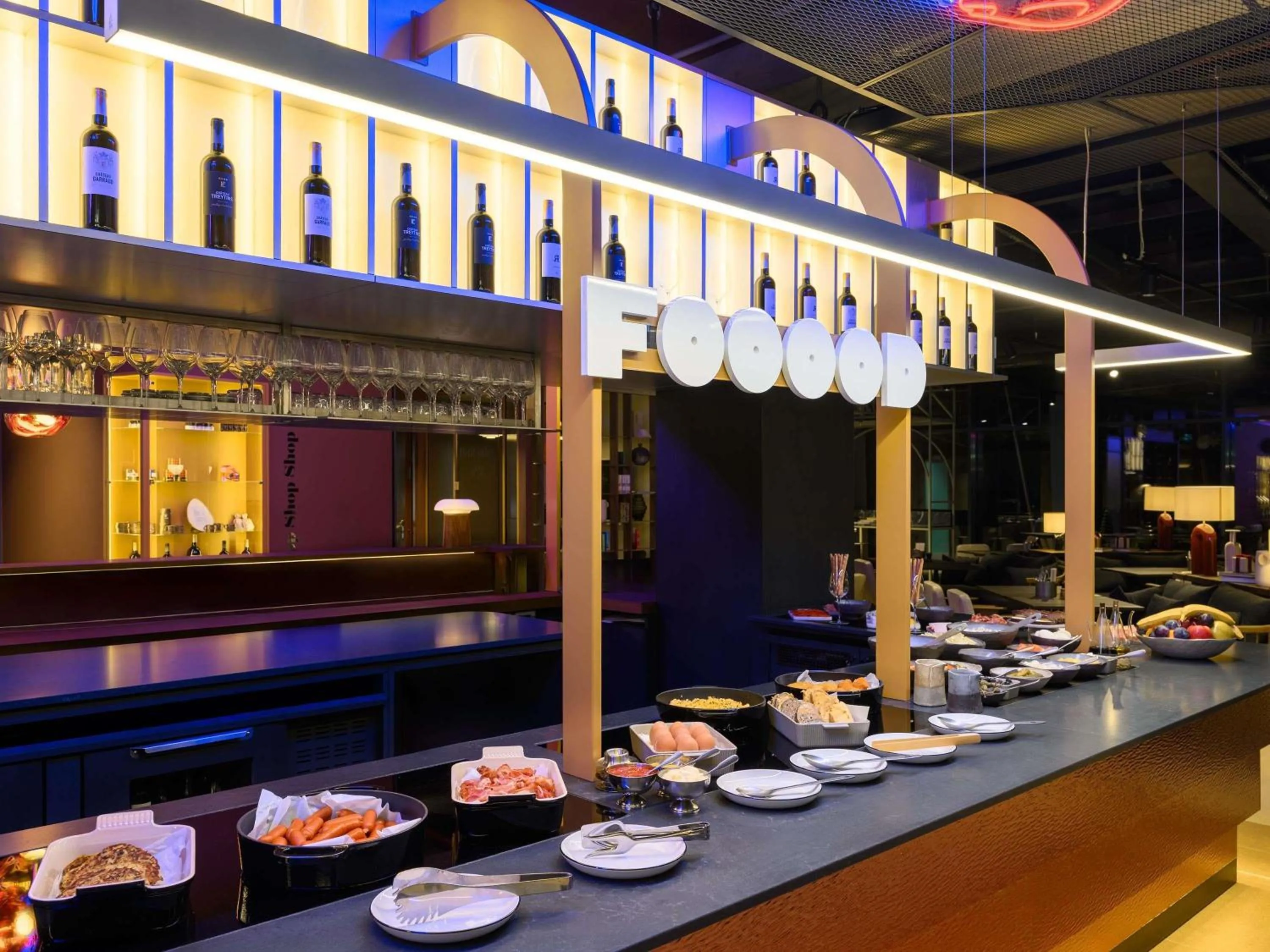 Restaurant/places to eat in You Hotel Budapest - Handwritten Collection