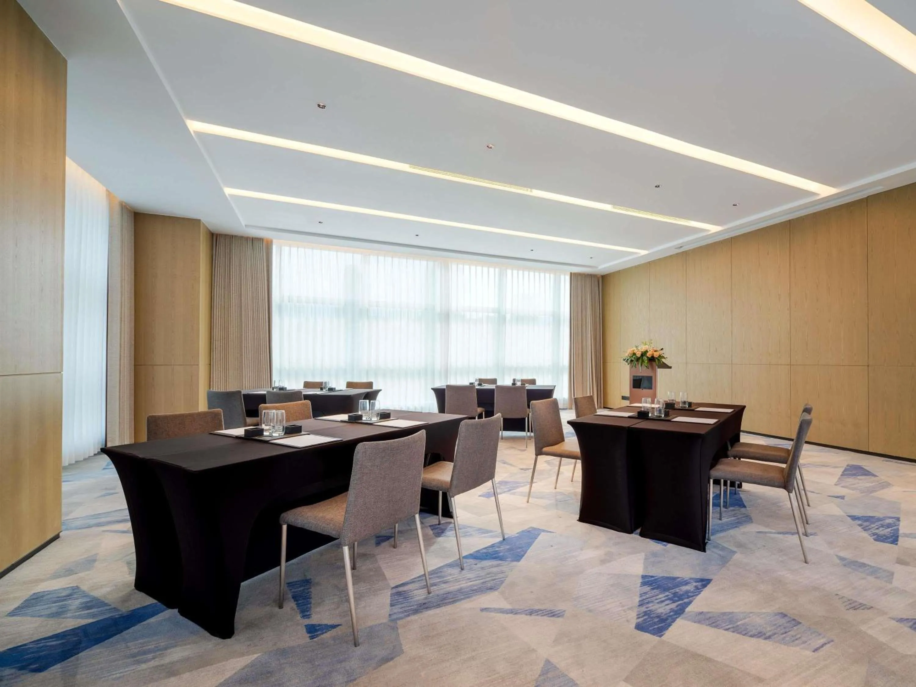 Meeting/conference room in Novotel Xiamen Downtown