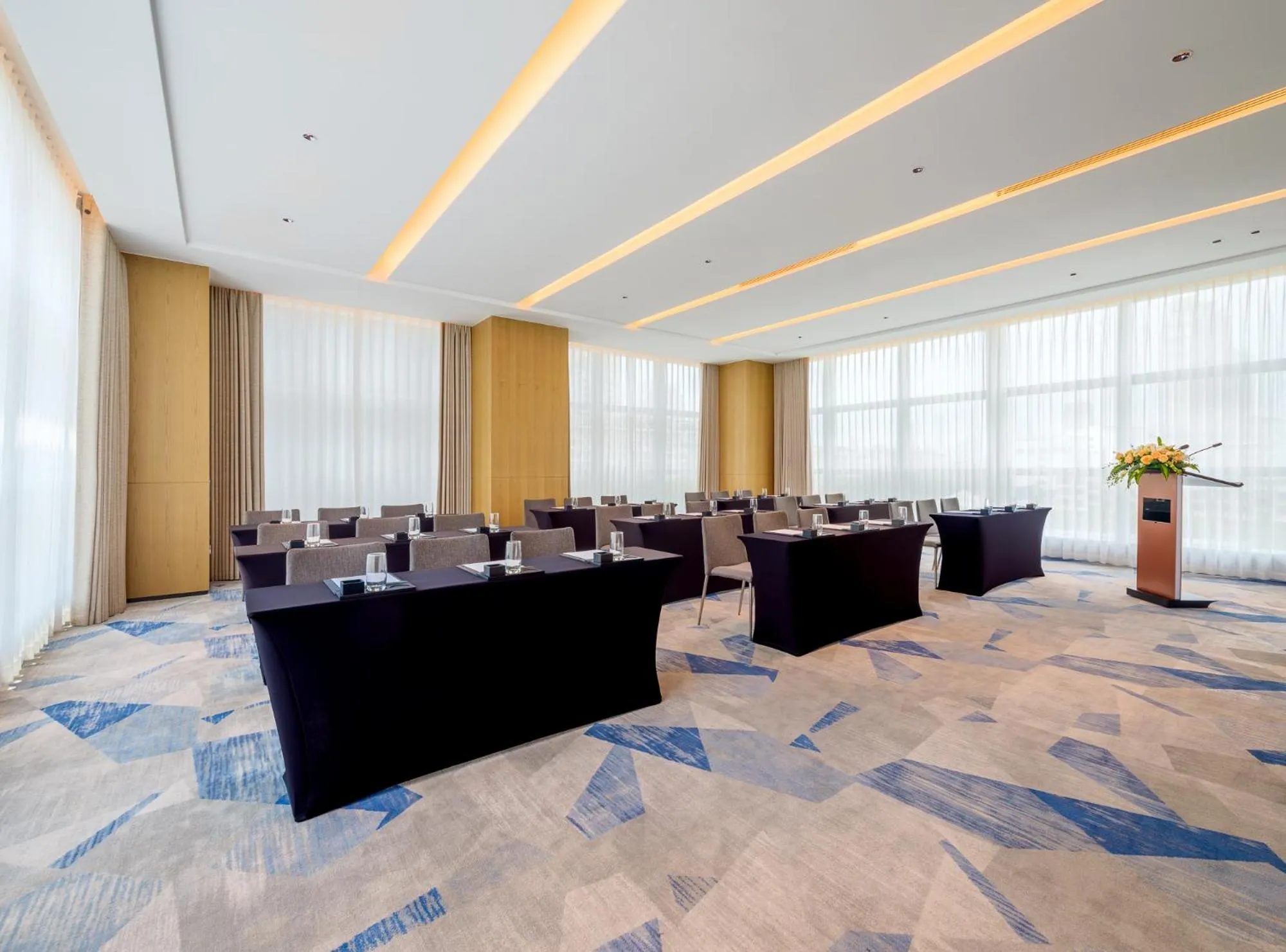 Meeting/conference room in Novotel Xiamen Downtown