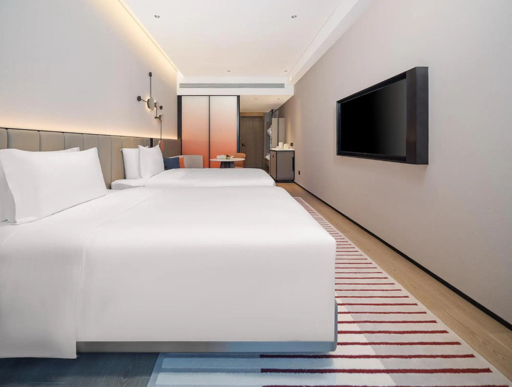 Bed in Novotel Xiamen Downtown